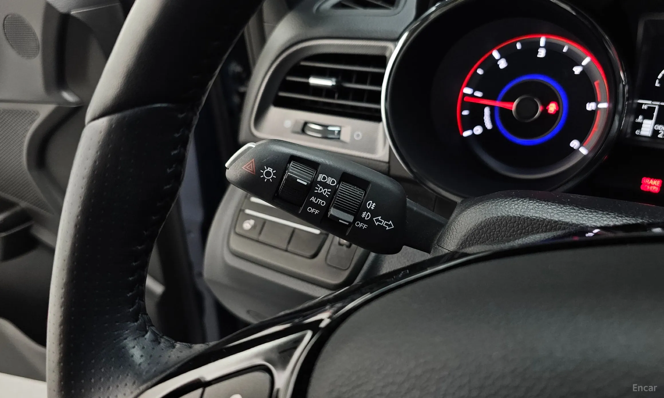 KG Mobility (SsangYong) Tivoli, Lazio превью 17