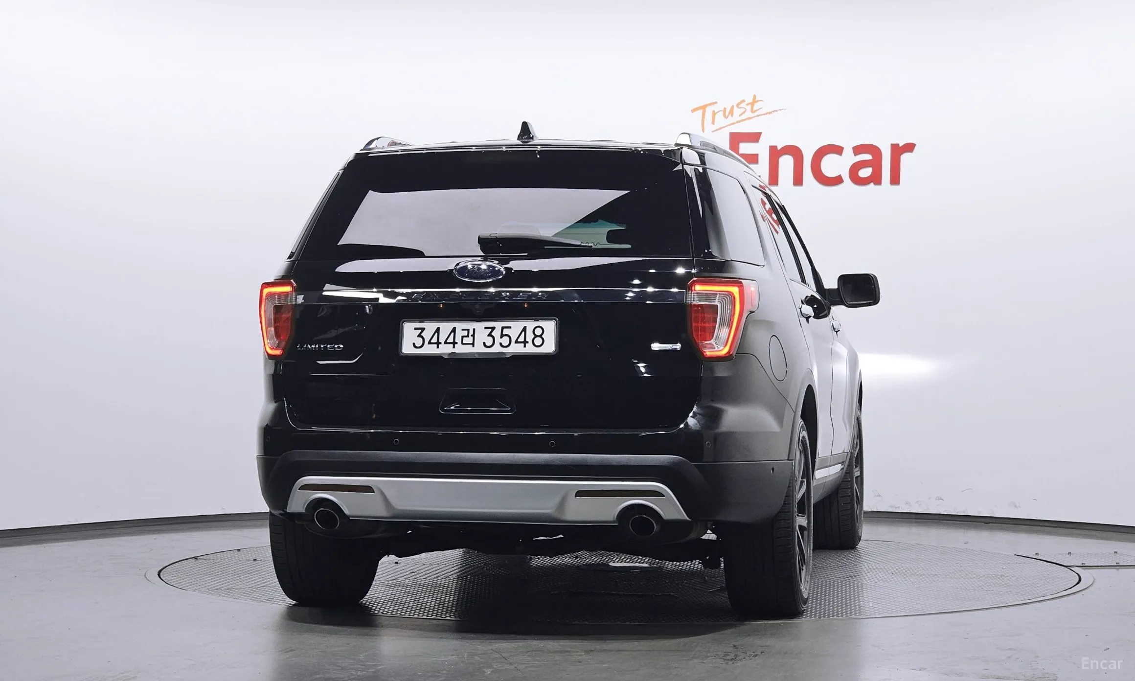 Ford Explorer превью 4