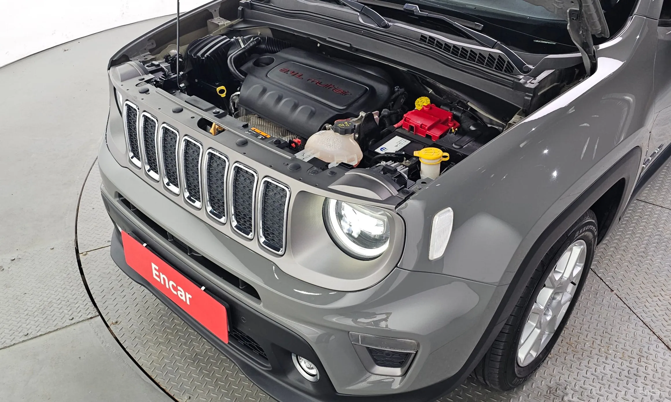 Jeep Renegade превью 6