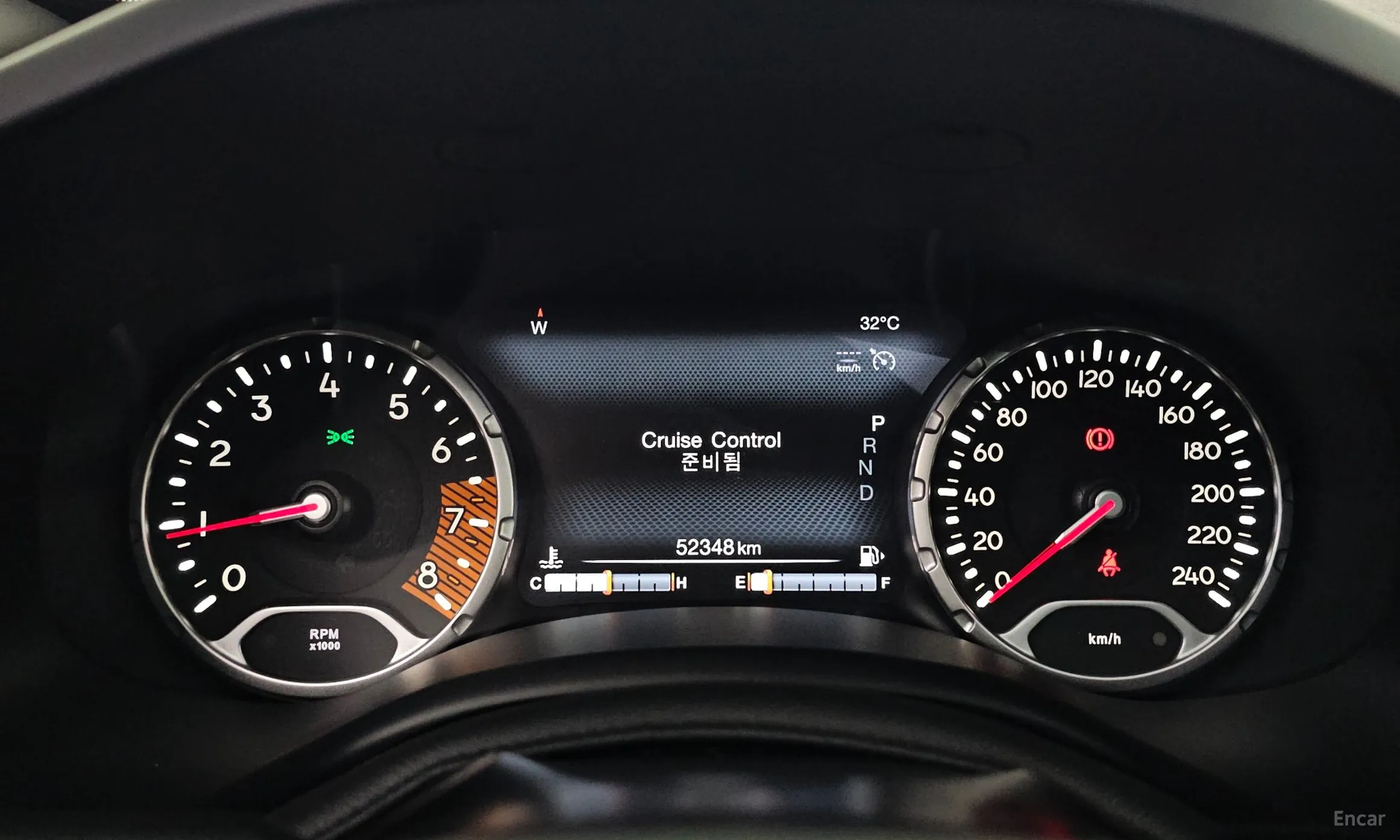 Jeep Renegade превью 8
