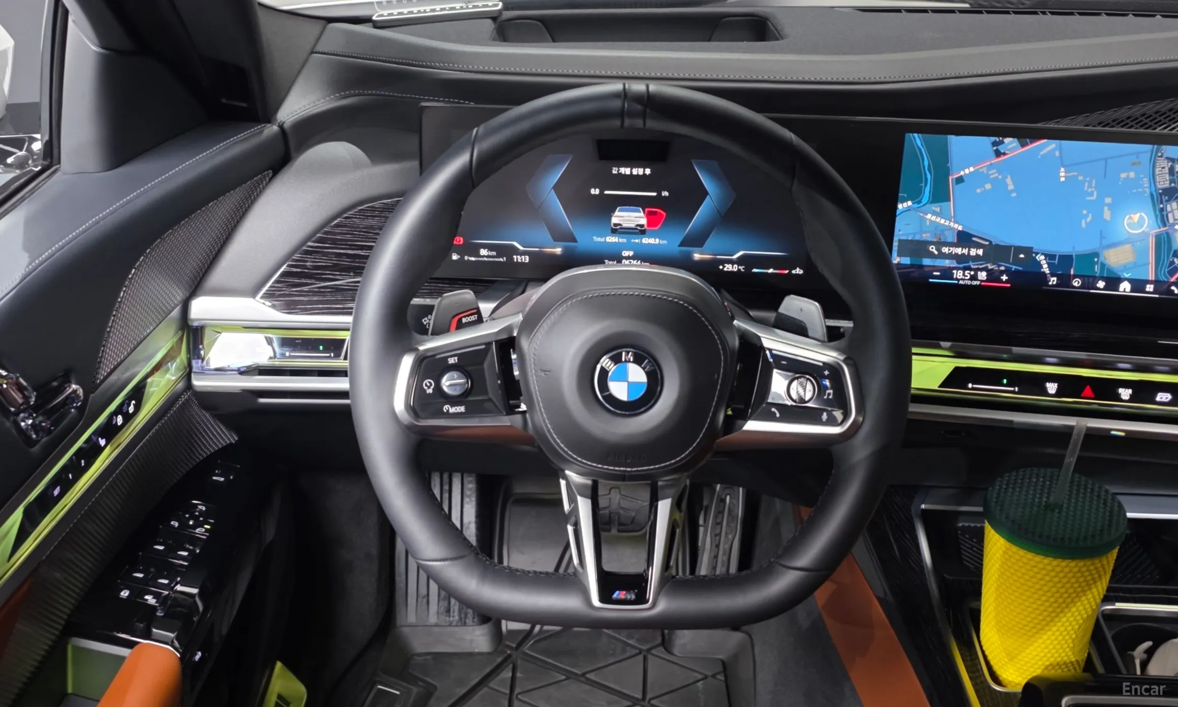 BMW 7 Series (G70) превью 13
