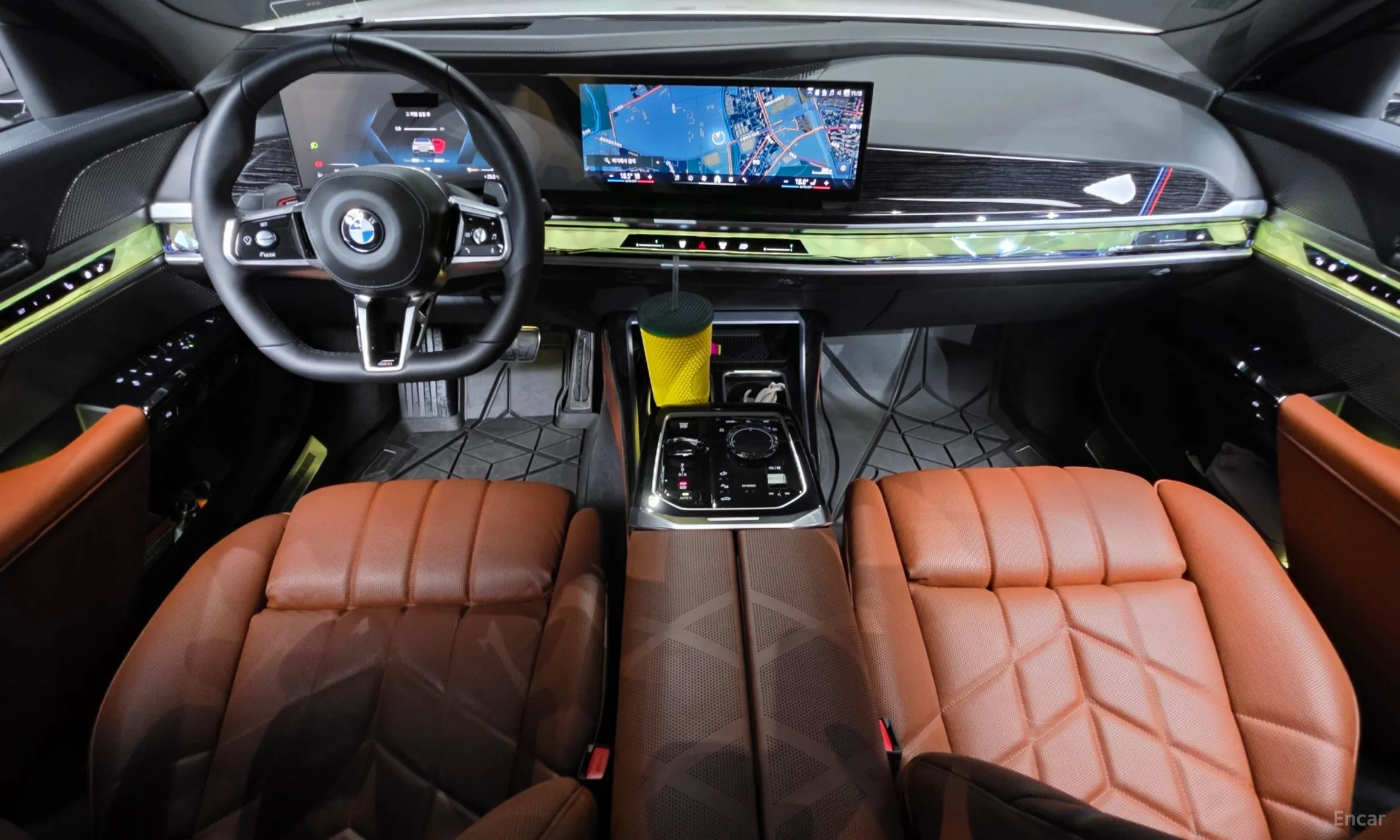 BMW 7 Series (G70) превью 7
