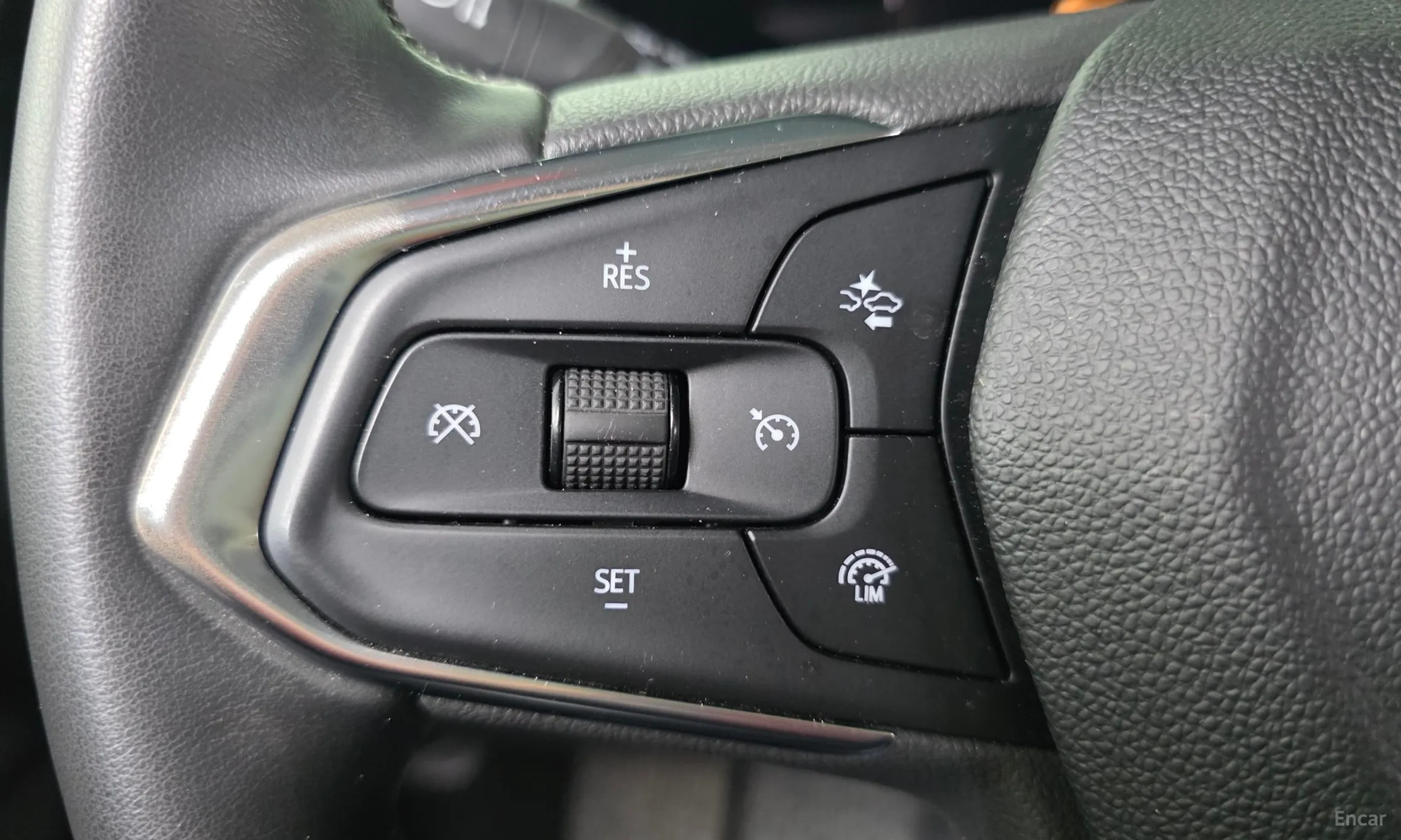 Chevrolet (GM Daewoo) Trax Crossover превью 15