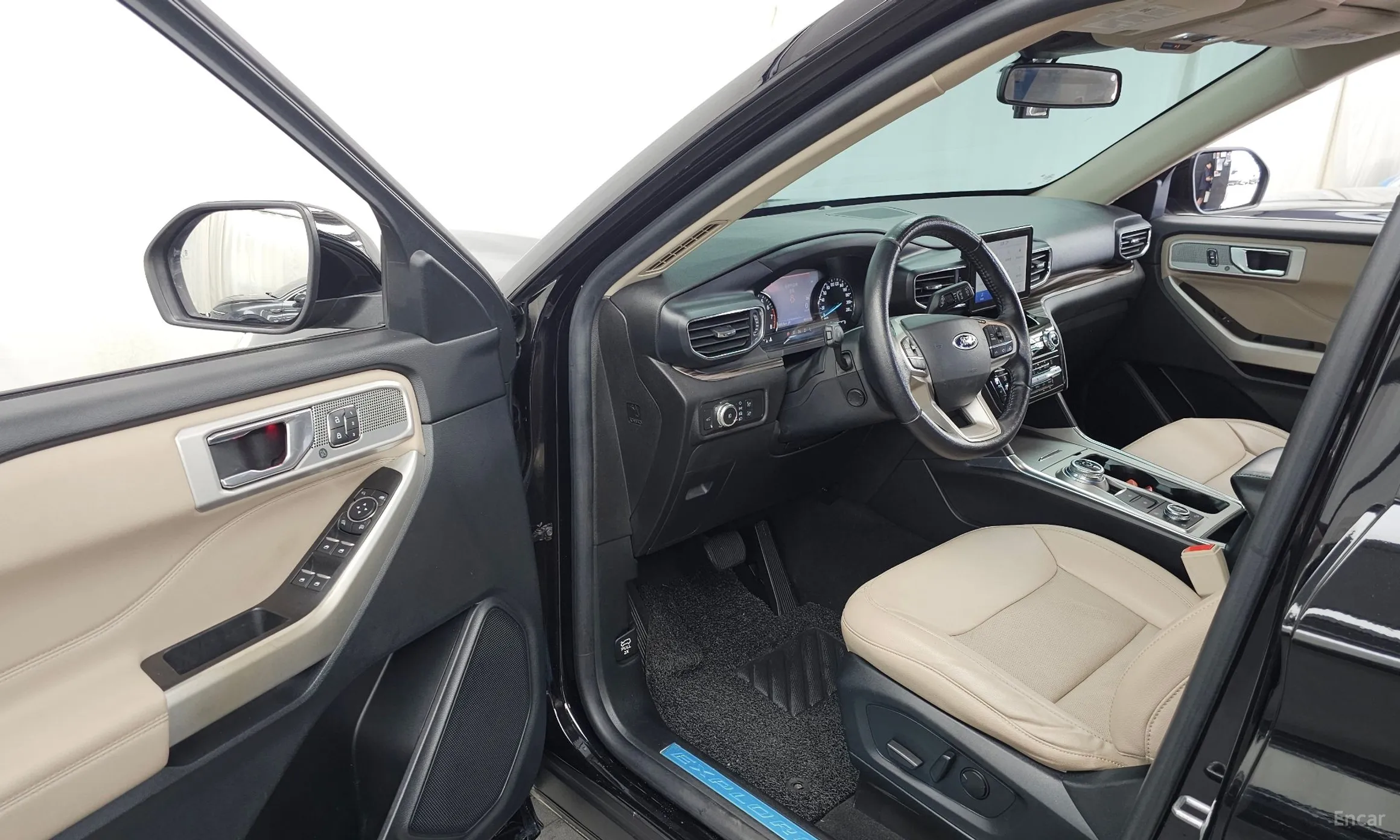 Ford Explorer 6th Generation превью 10