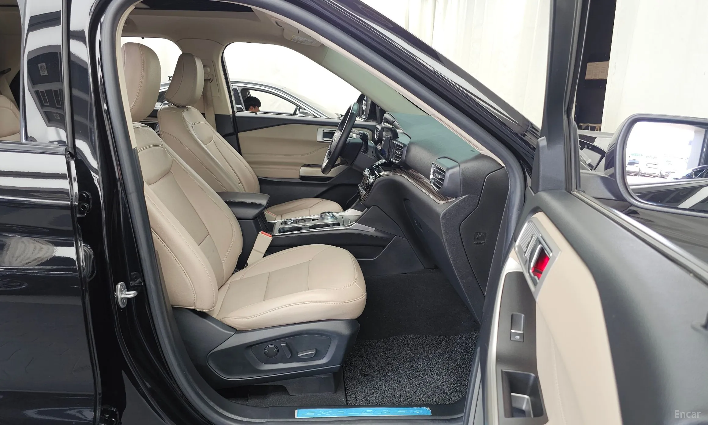 Ford Explorer 6th Generation превью 11