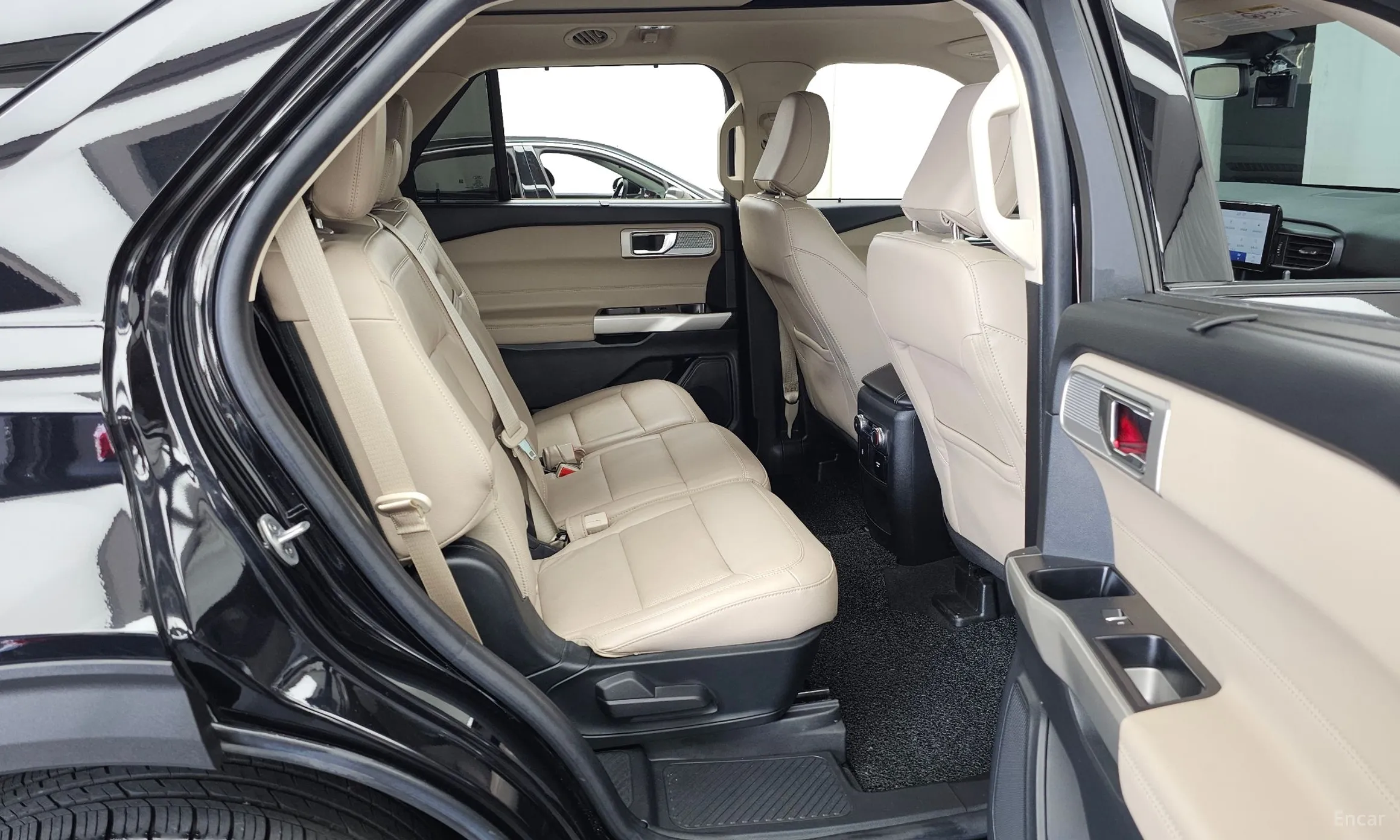 Ford Explorer 6th Generation превью 12