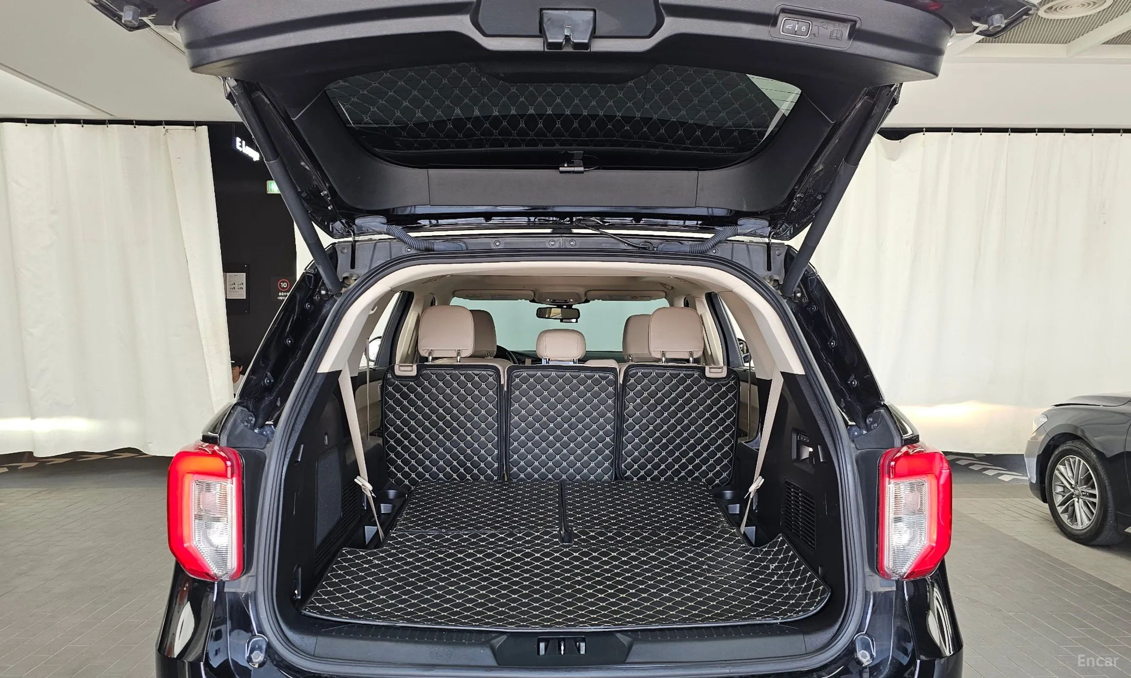 Ford Explorer 6th Generation превью 20