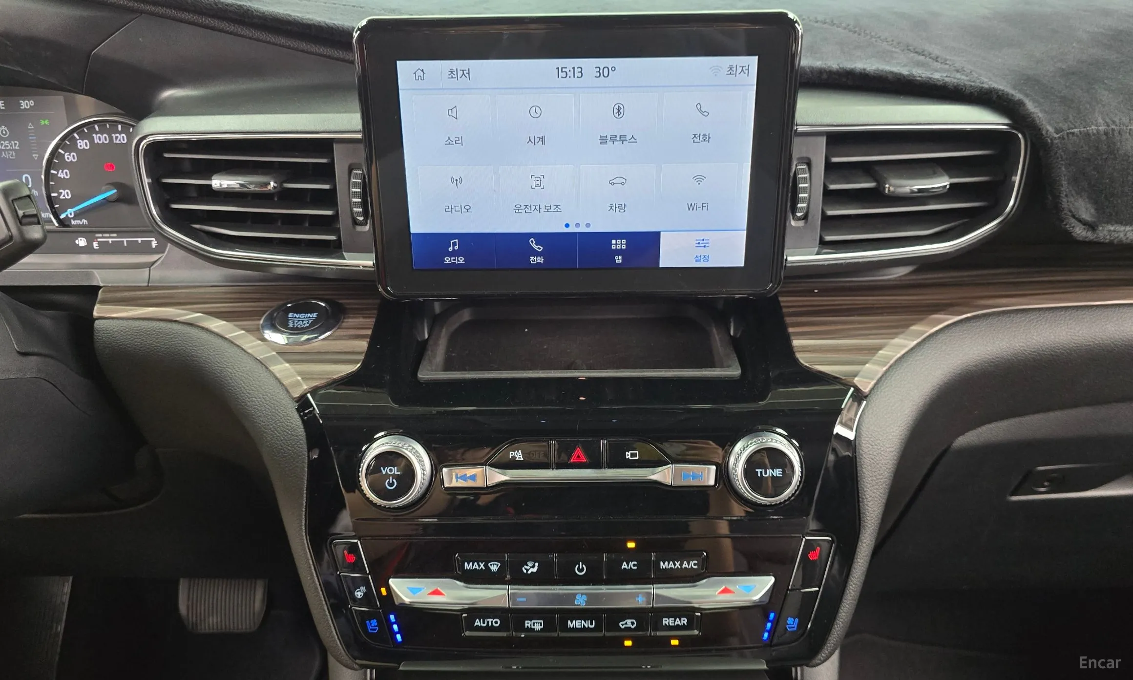 Ford Explorer 6th Generation превью 13
