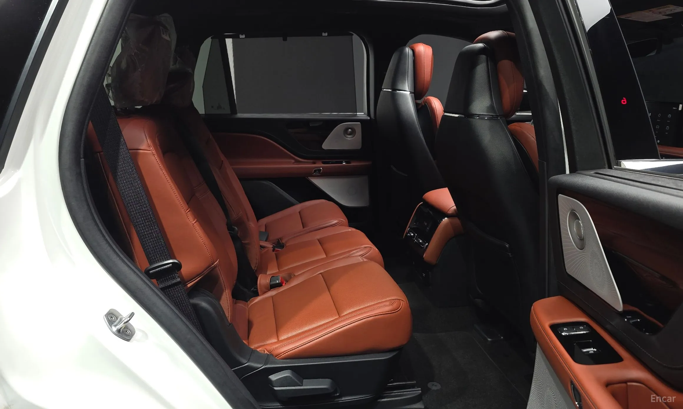 Lincoln Aviator 2nd Generation превью 11