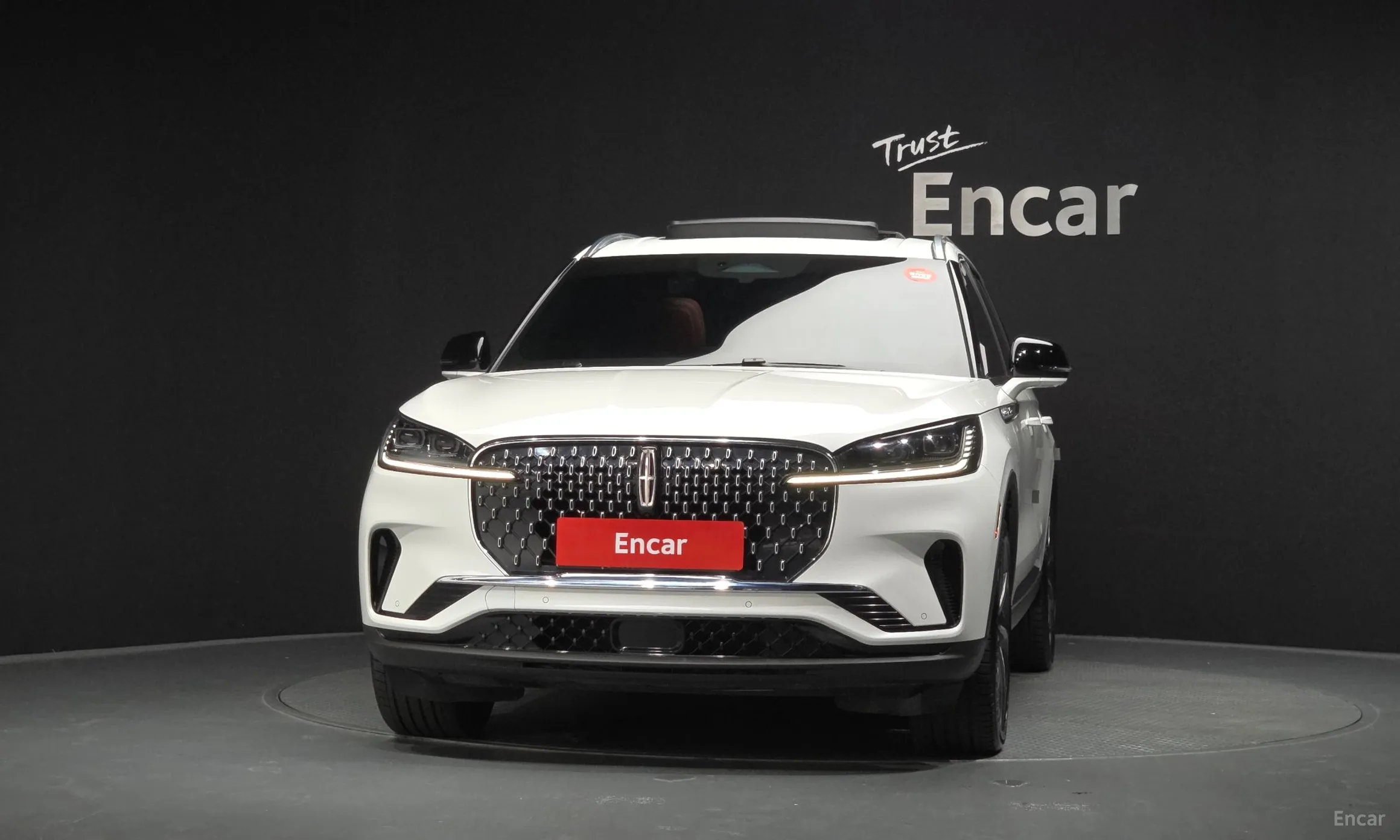 Lincoln Aviator 2nd Generation превью 3