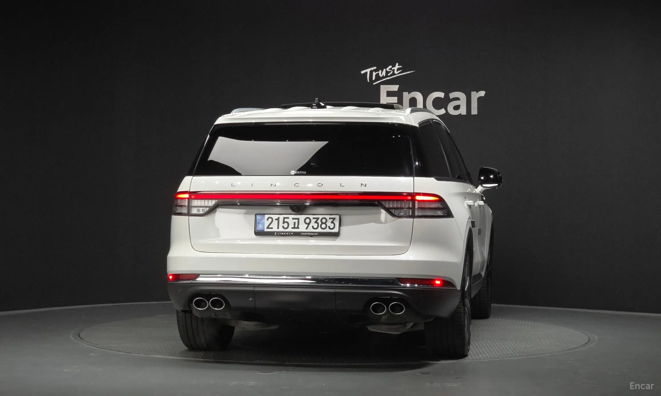 Lincoln Aviator 2nd Generation превью 4
