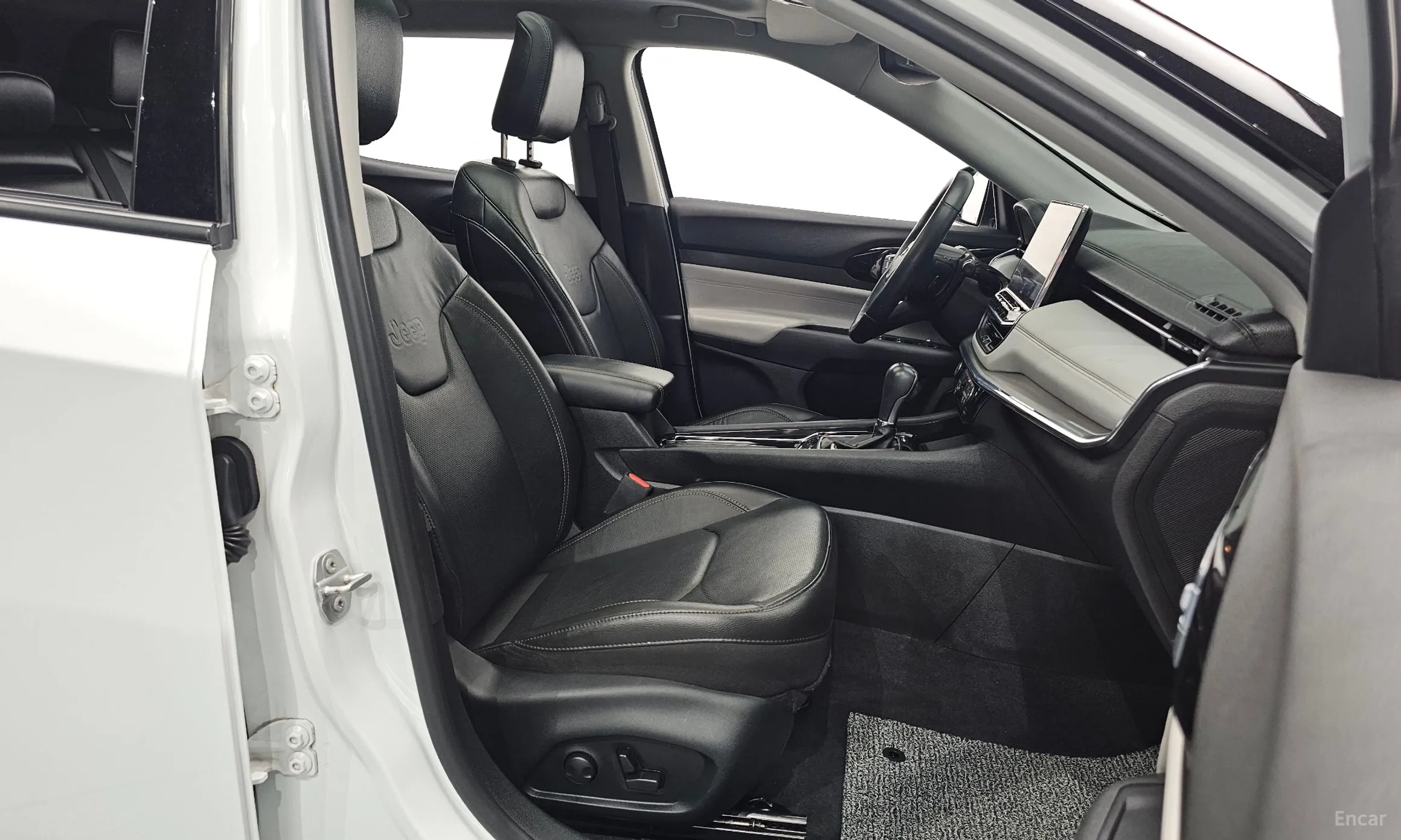 Jeep Compass 2nd Generation превью 10