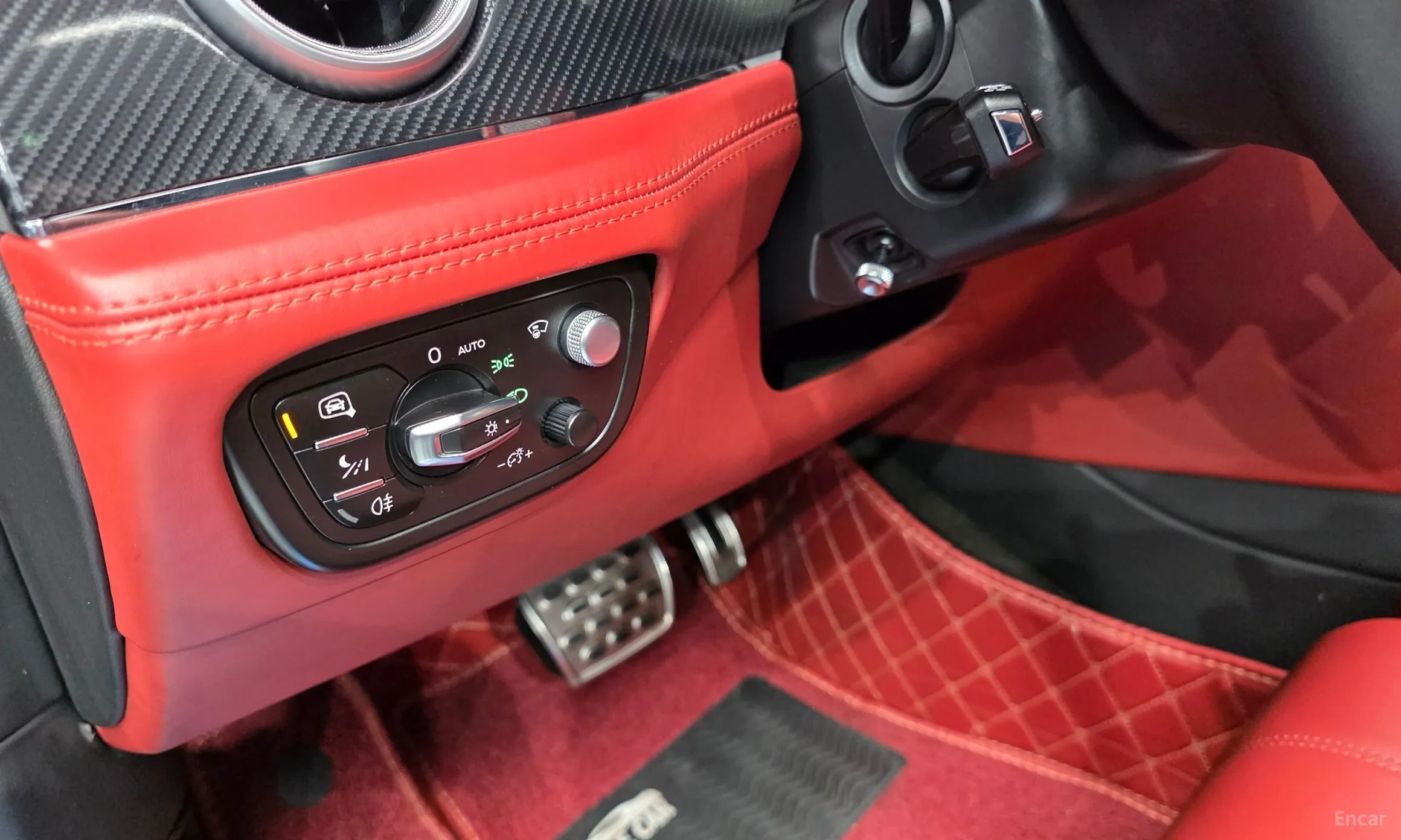 Bentley Bentayga превью 16