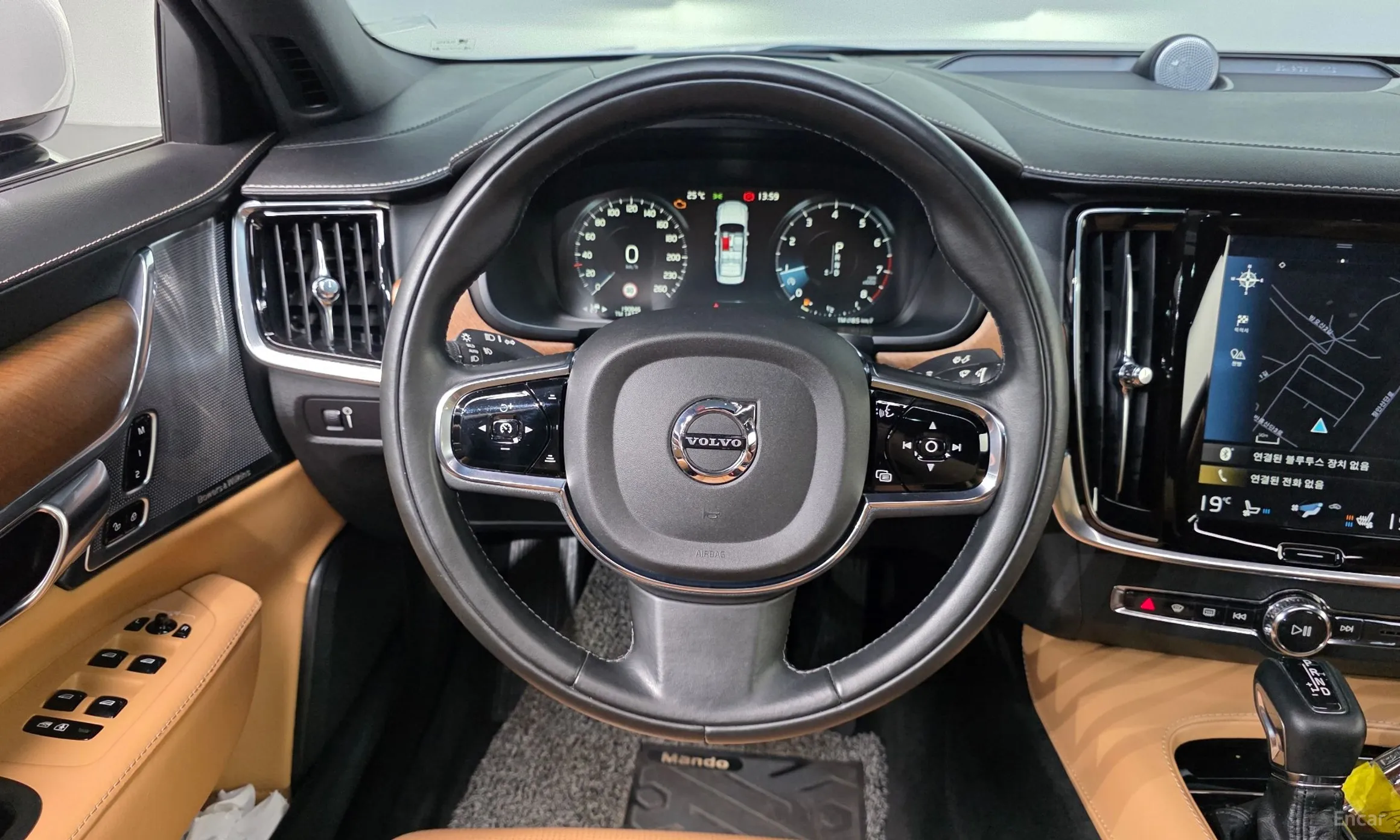 Volvo S90 превью 13