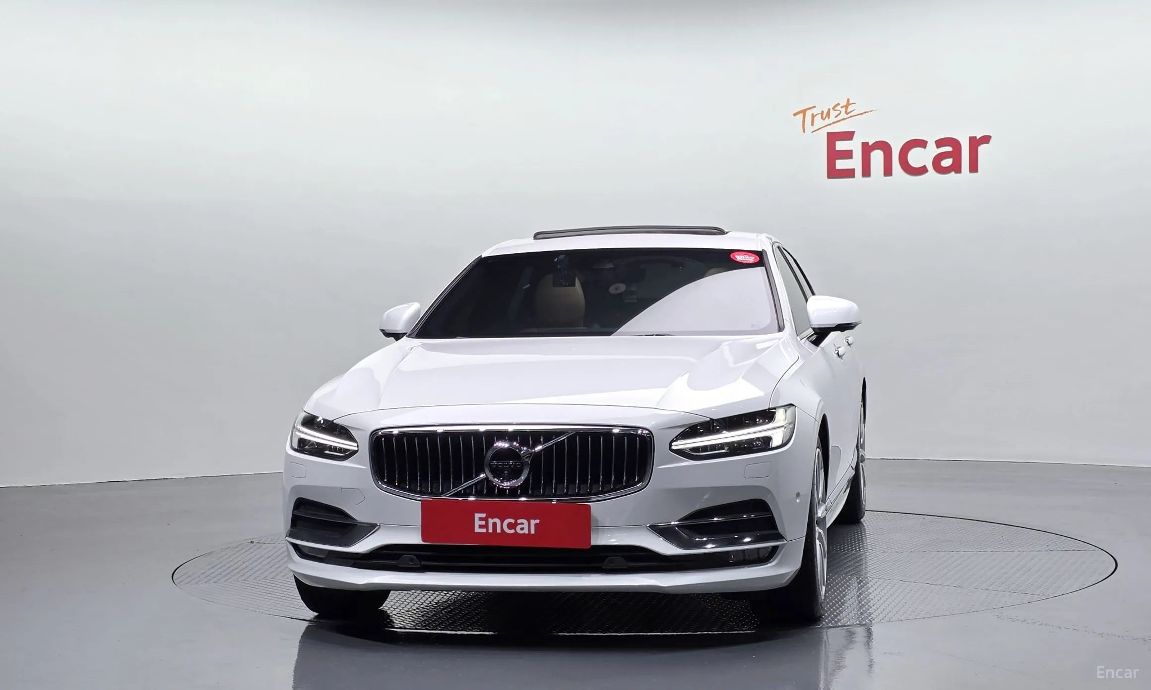 Volvo S90 превью 3