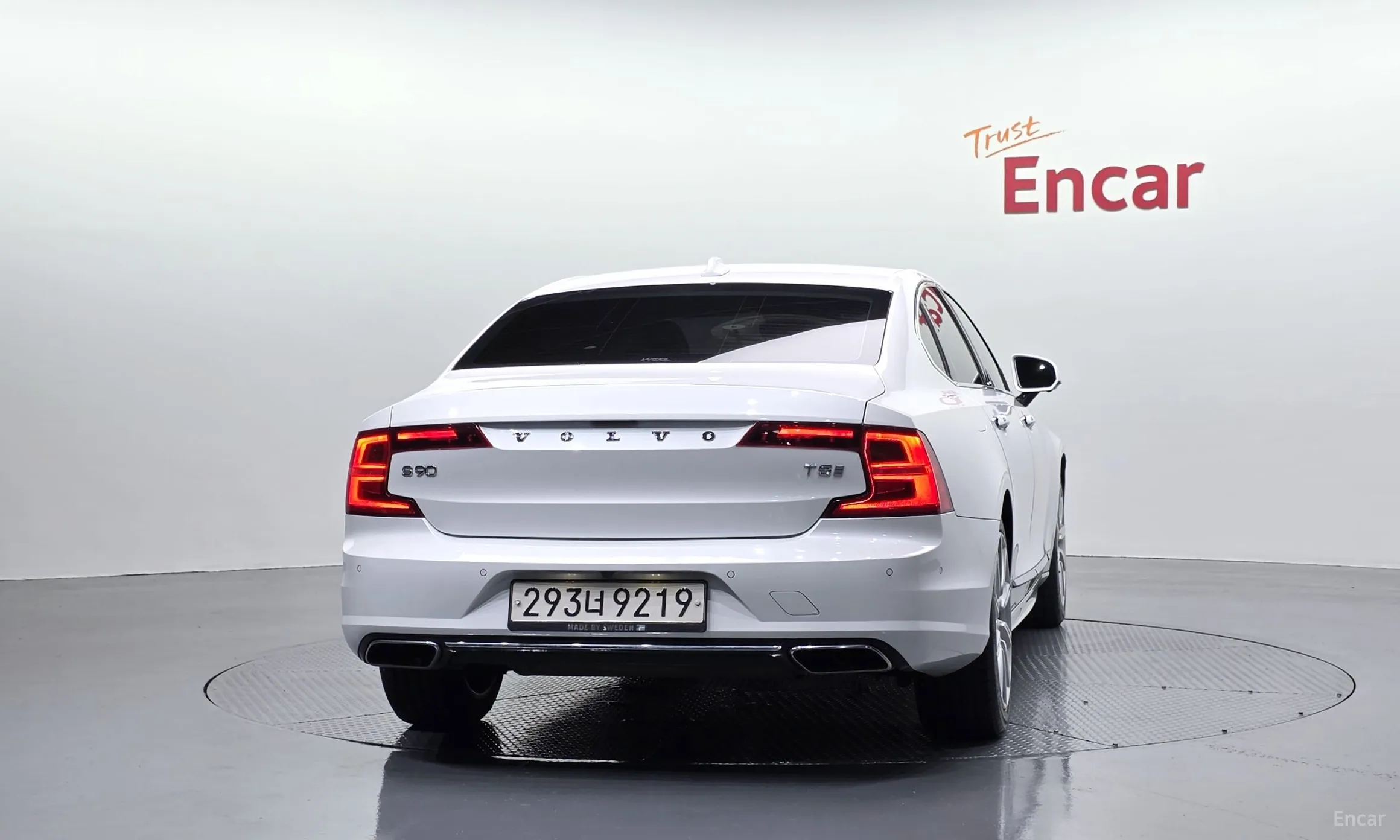 Volvo S90 превью 4