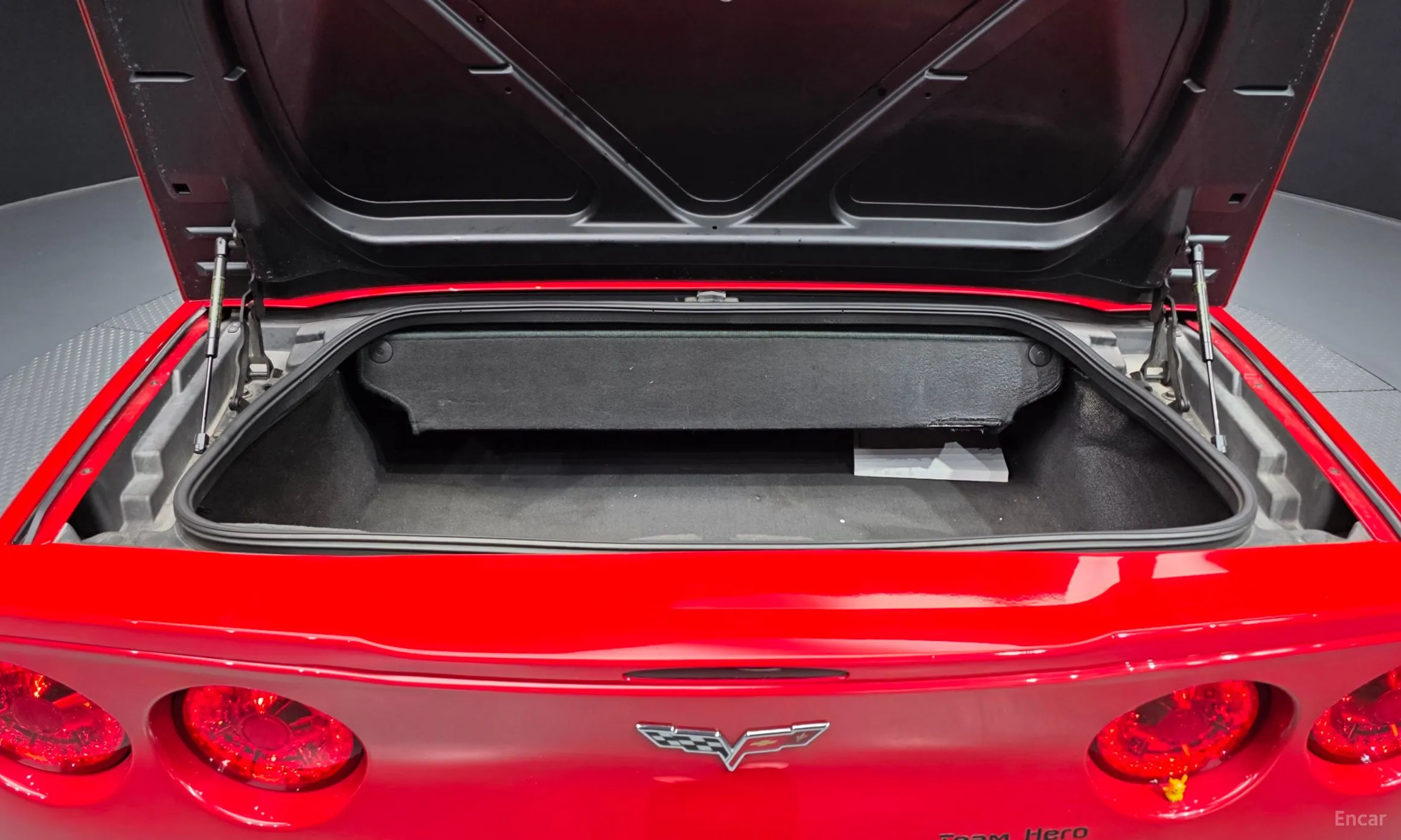 Chevrolet Corvette превью 20