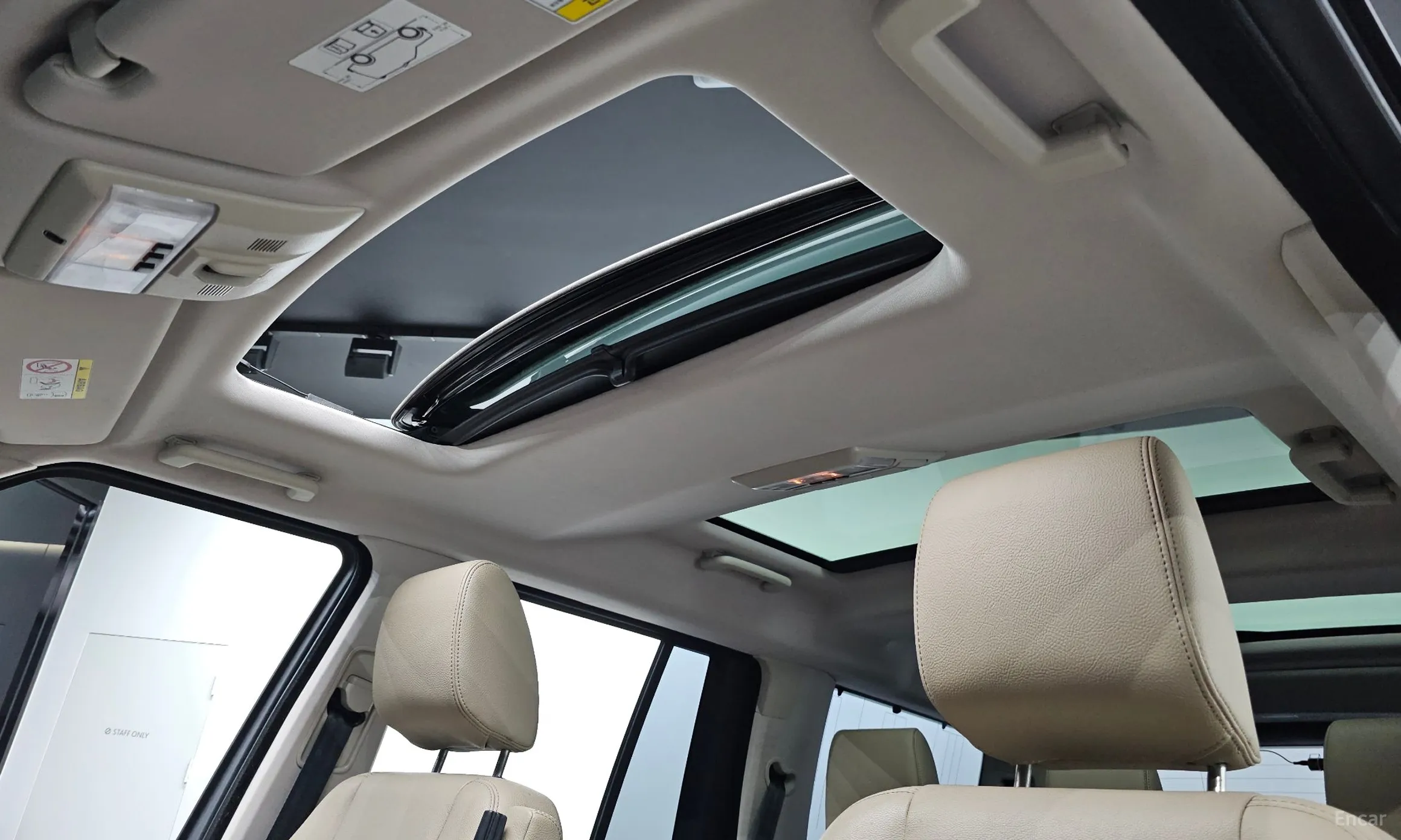 Land Rover Discovery 4 превью 19