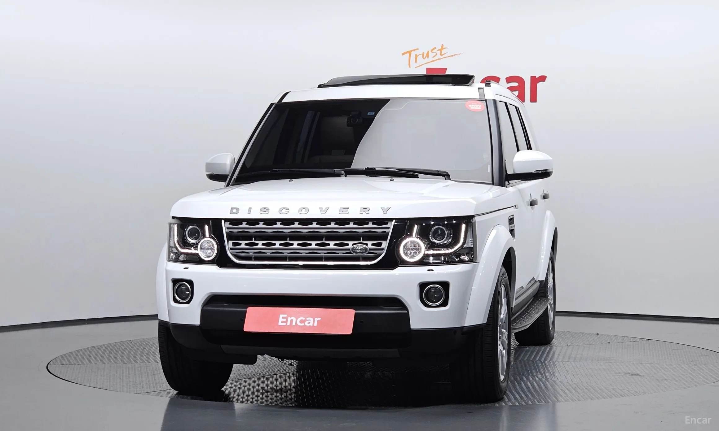 Land Rover Discovery 4 превью 3