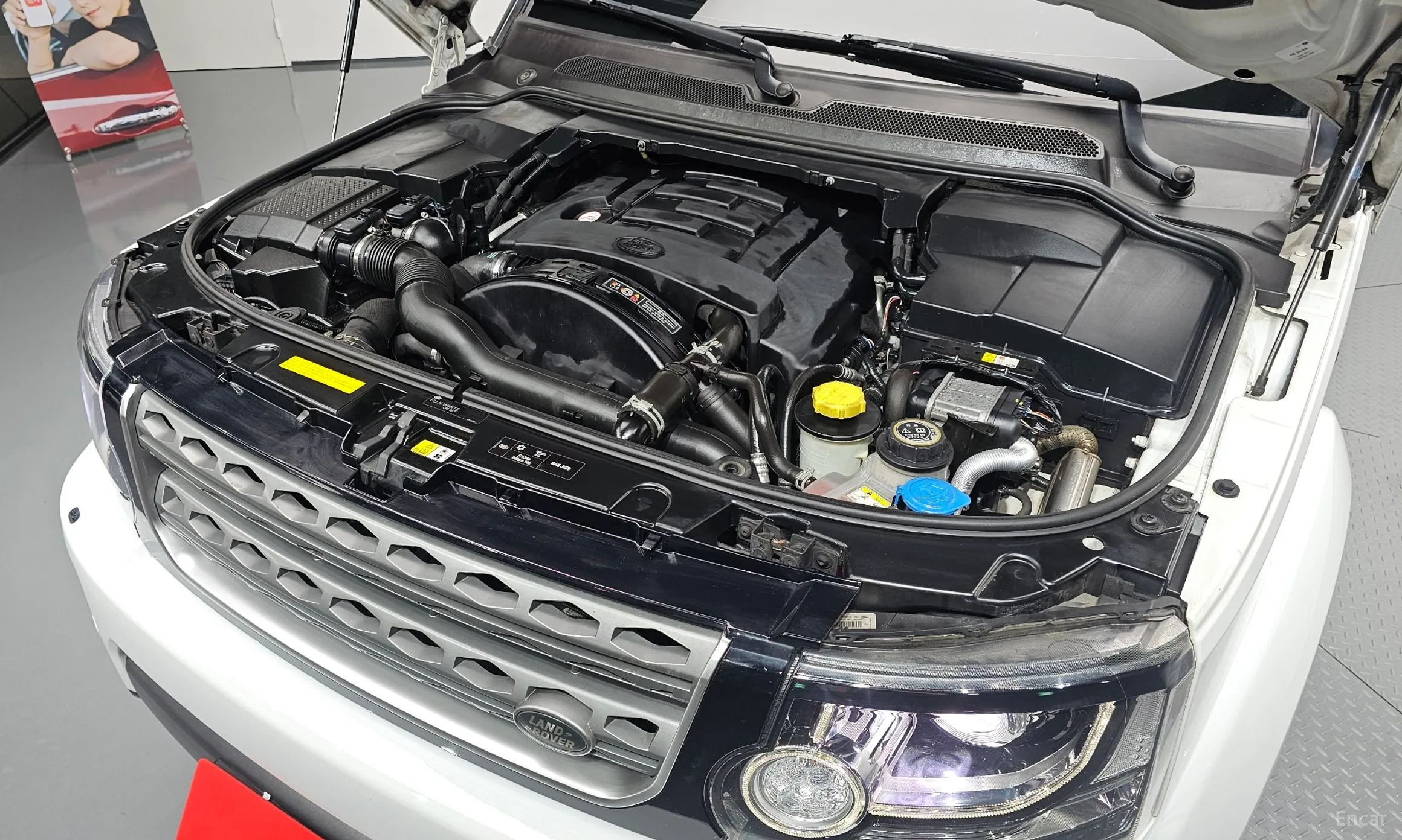 Land Rover Discovery 4 превью 6