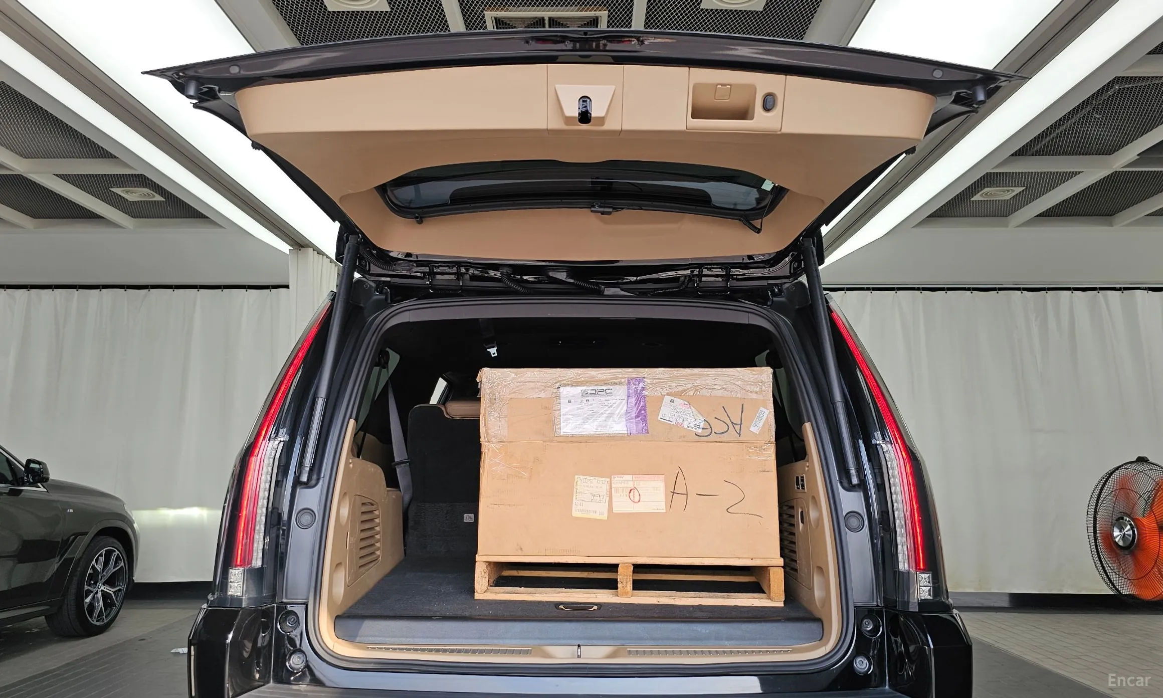 Cadillac Escalade превью 20