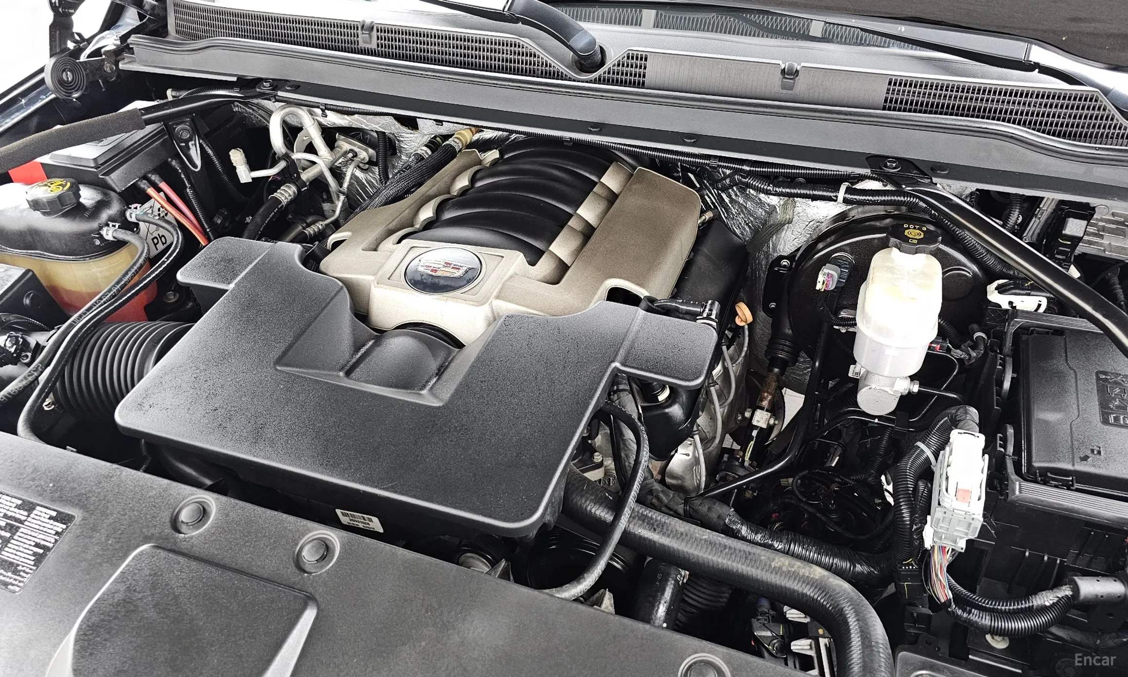 Cadillac Escalade превью 6