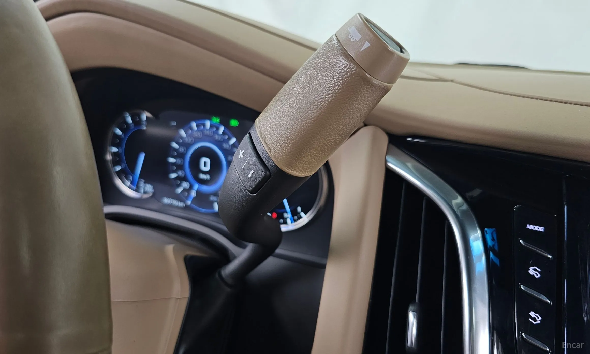 Cadillac Escalade превью 9