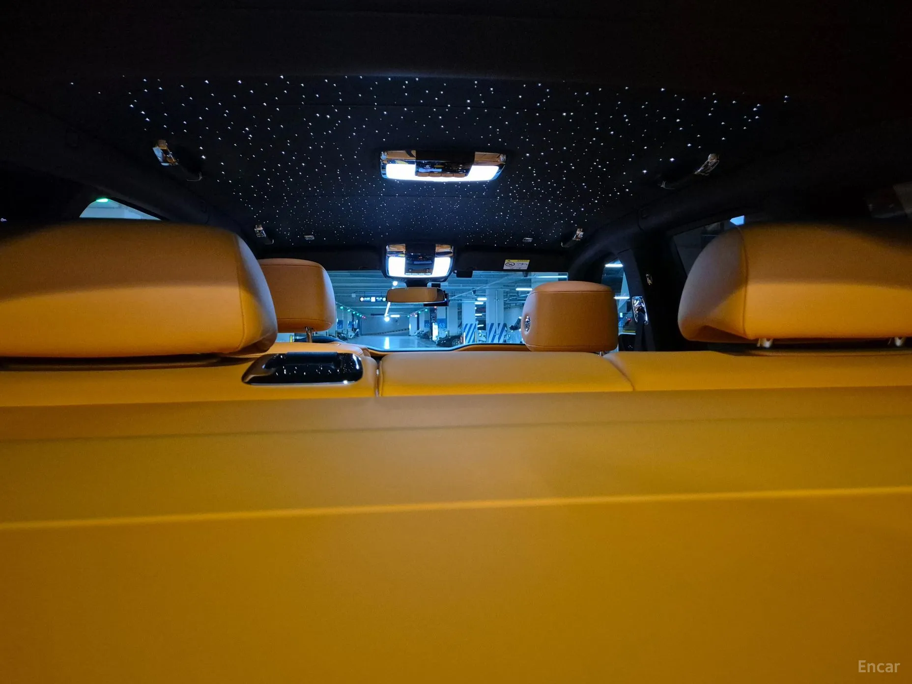 Rolls-Royce Cullinan превью 12