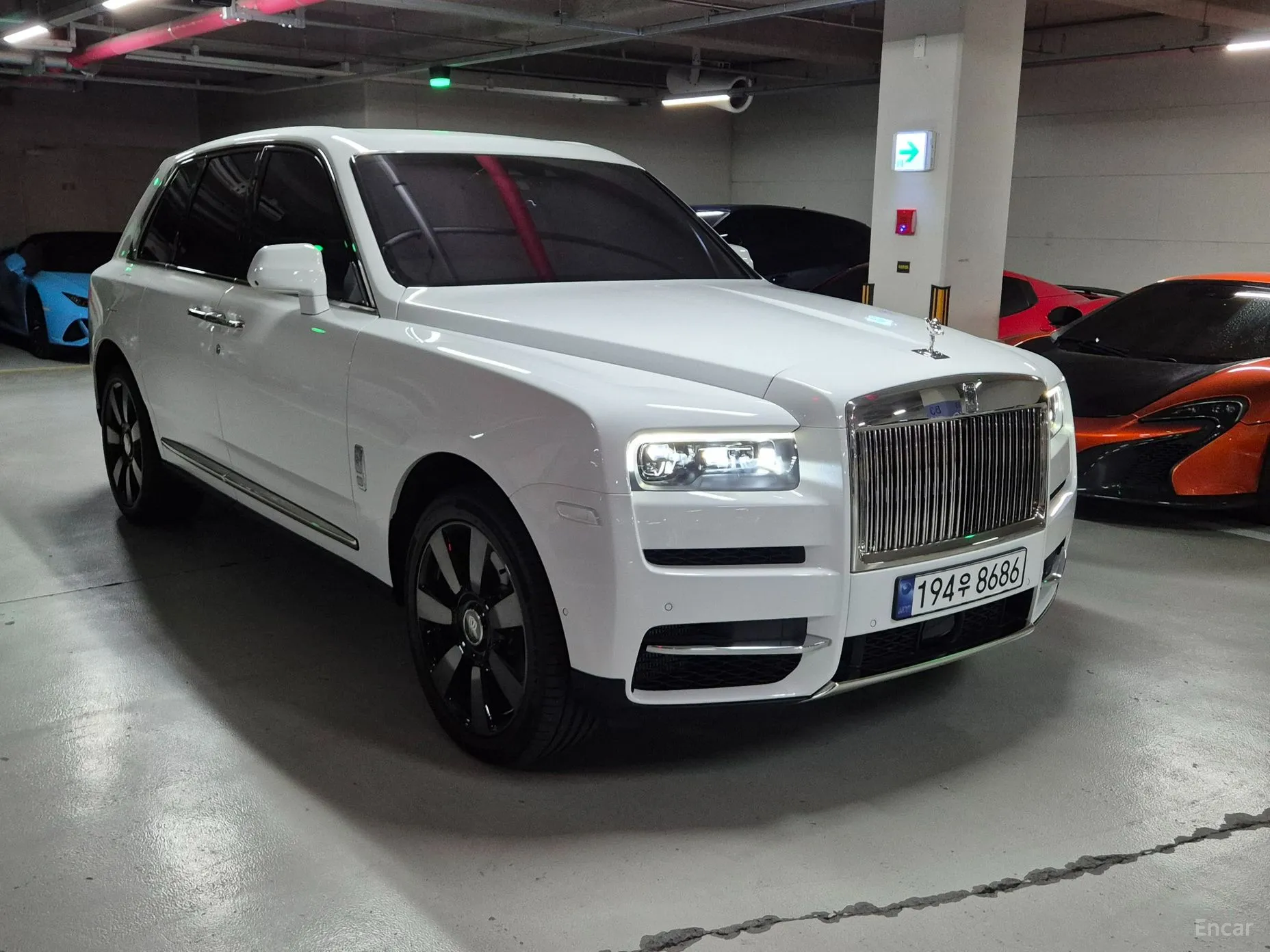 Rolls-Royce Cullinan превью 3