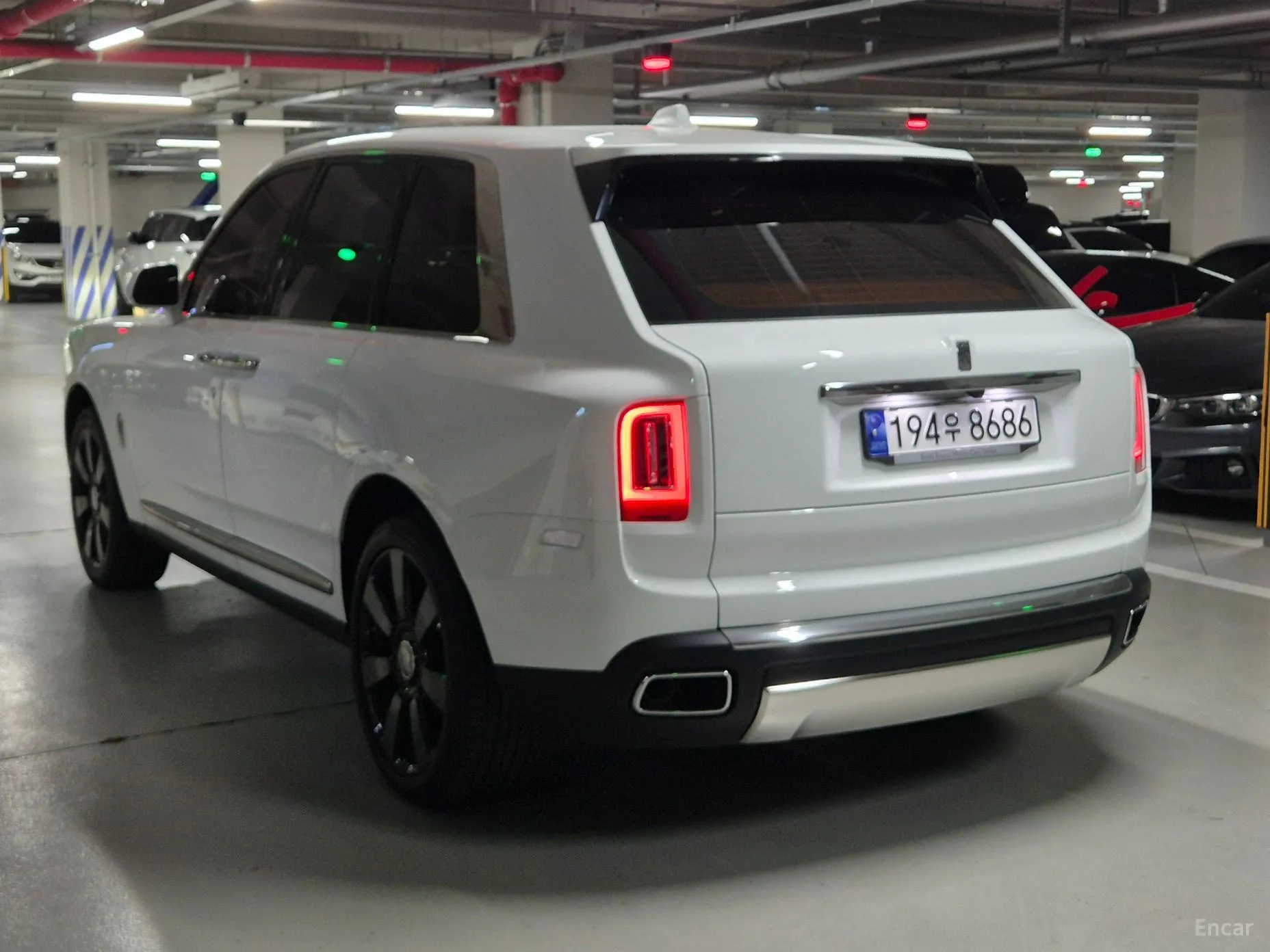 Rolls-Royce Cullinan превью 6