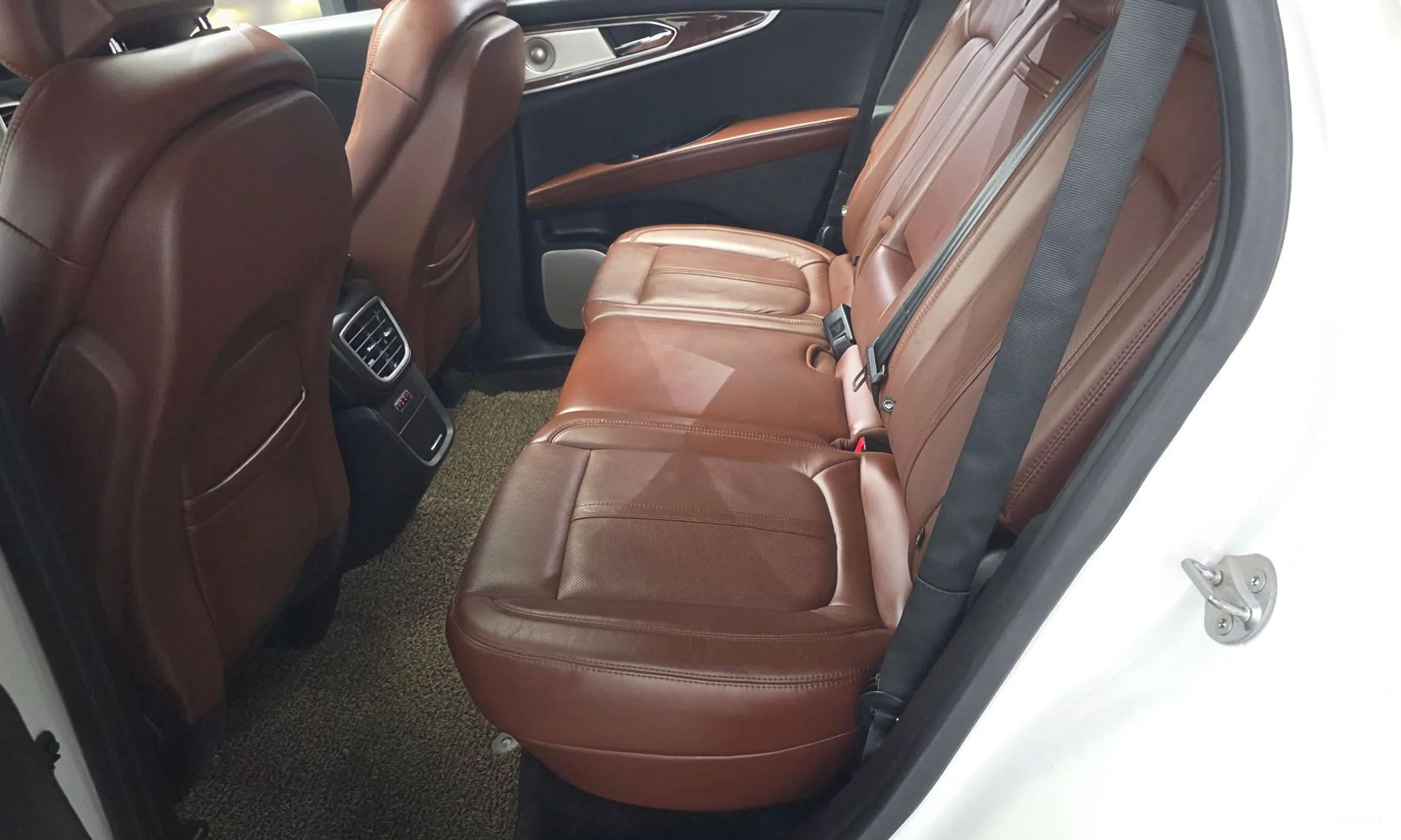 Lincoln MKX 2nd Generation превью 12