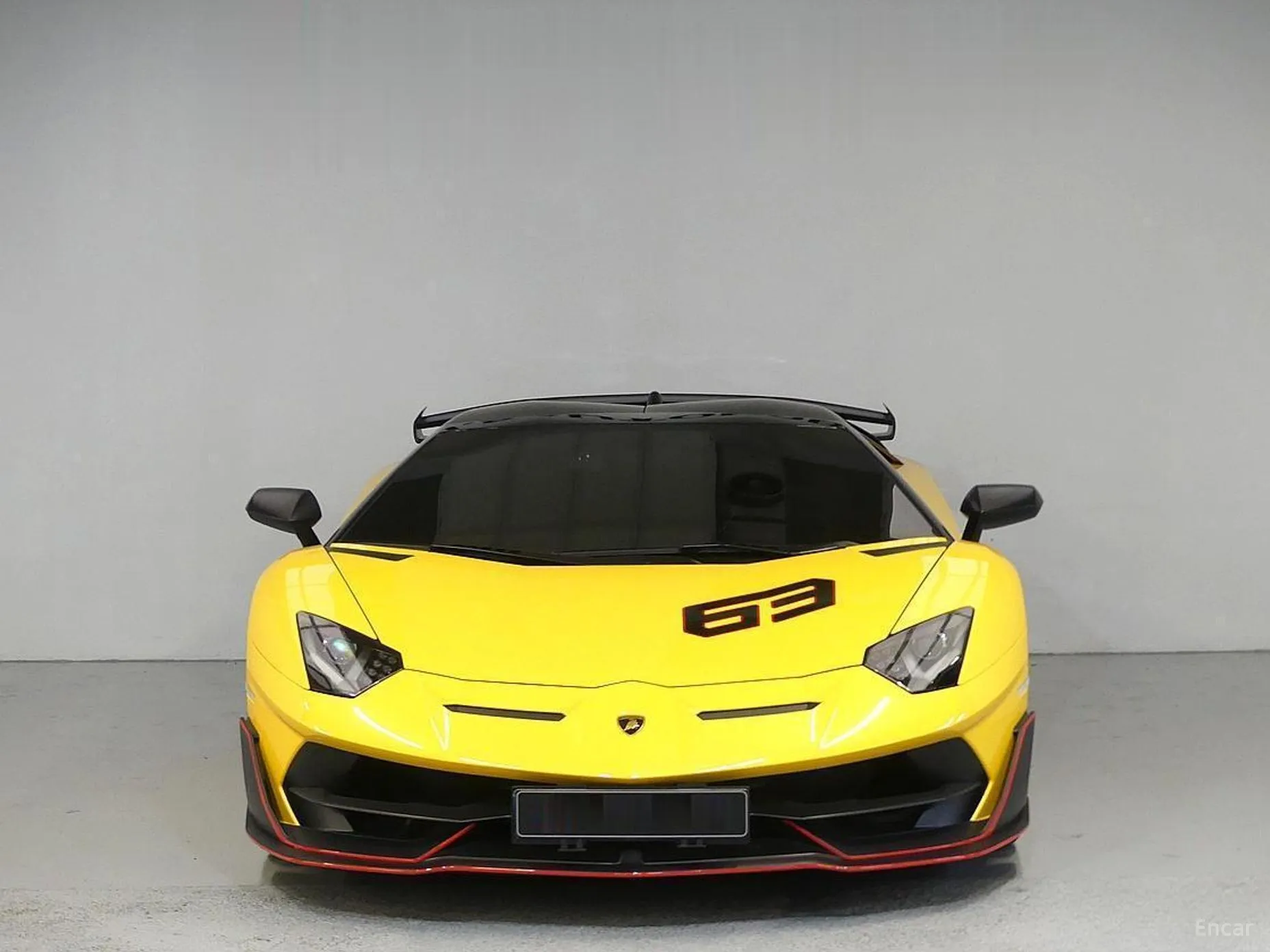 Lamborghini Aventador