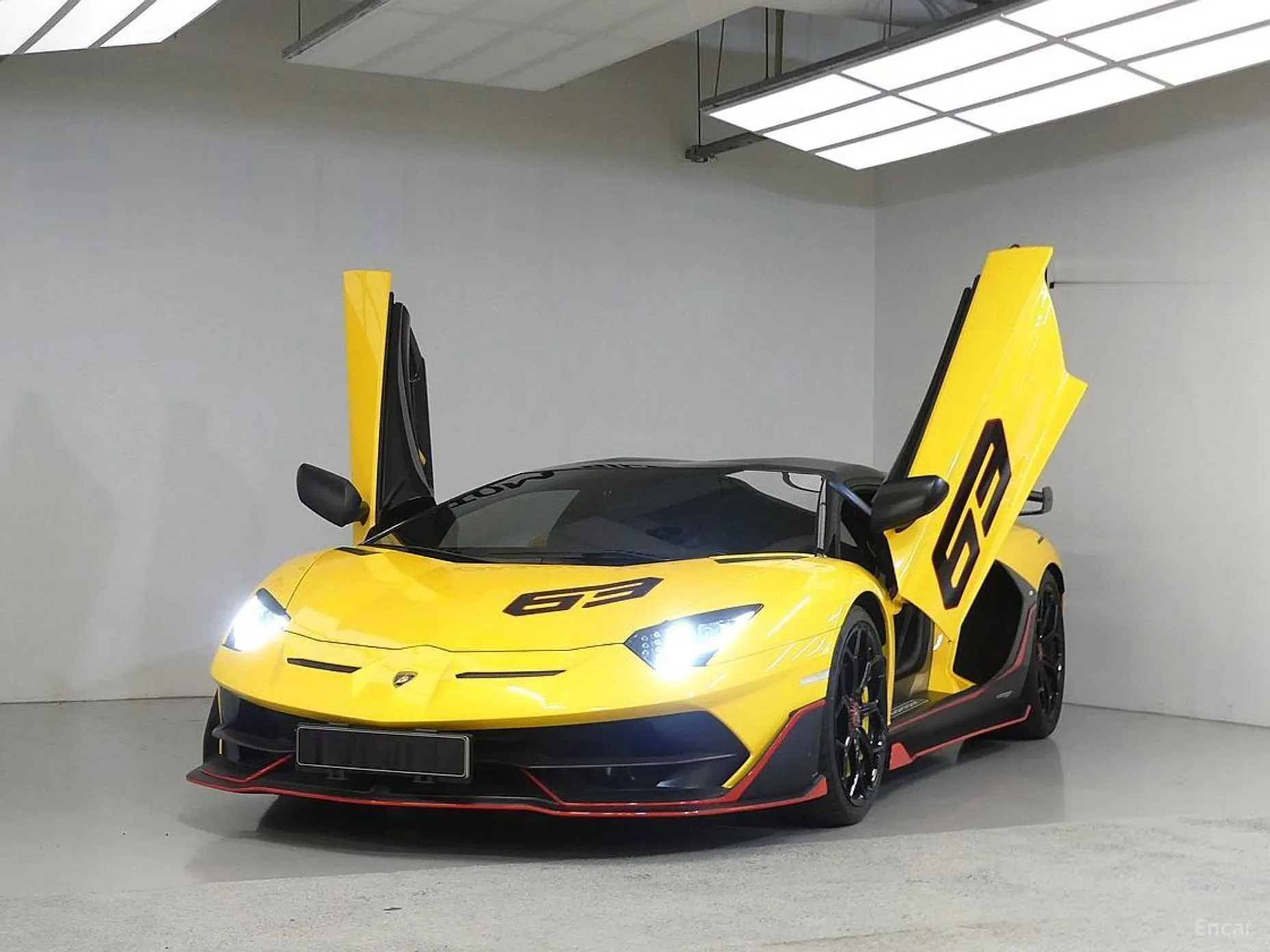Lamborghini Aventador превью 18