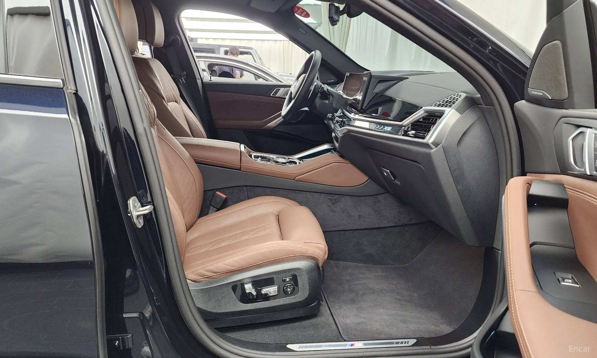 BMW X6 (G06) превью 11