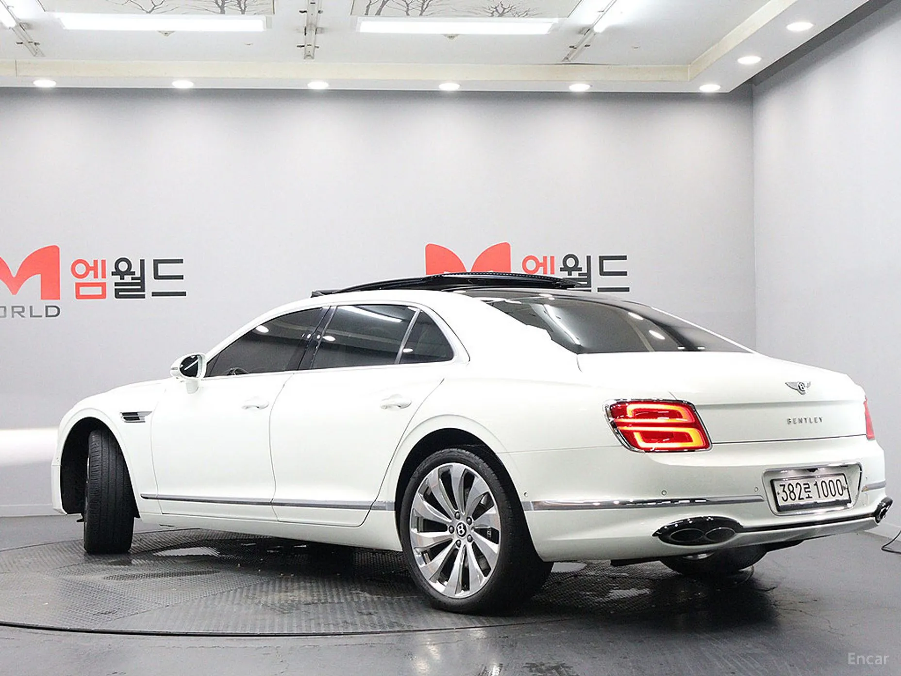 Bentley Flying Spur 3rd Generation превью 3