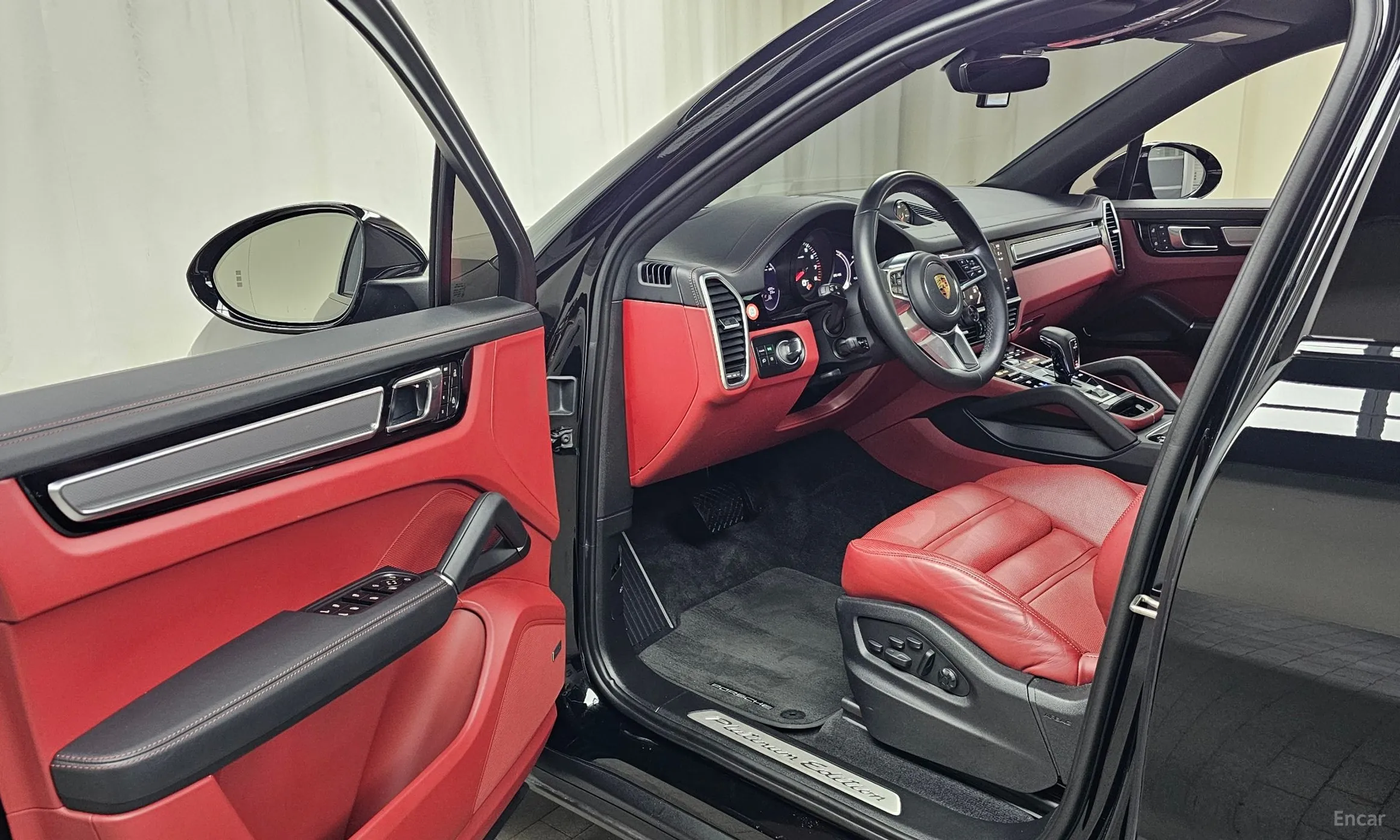 Porsche Cayenne (PO536) превью 10