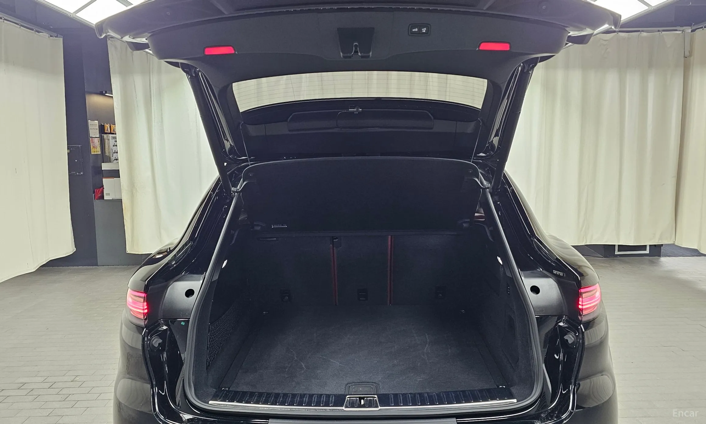 Porsche Cayenne (PO536) превью 20