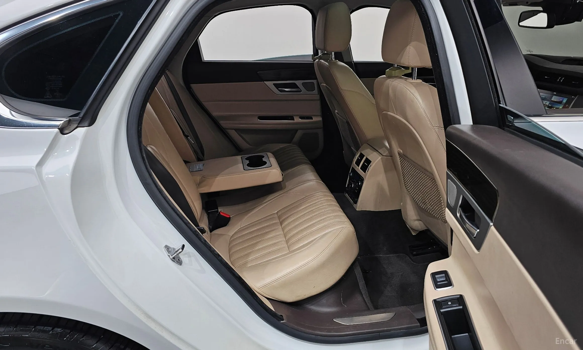Jaguar XF (x260) превью 11