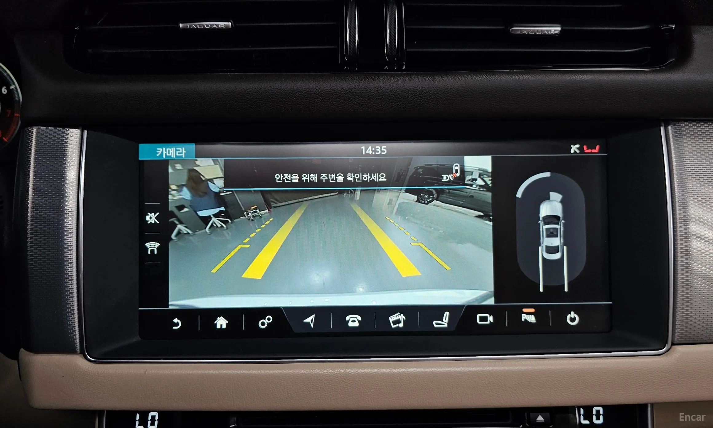 Jaguar XF (x260) превью 15