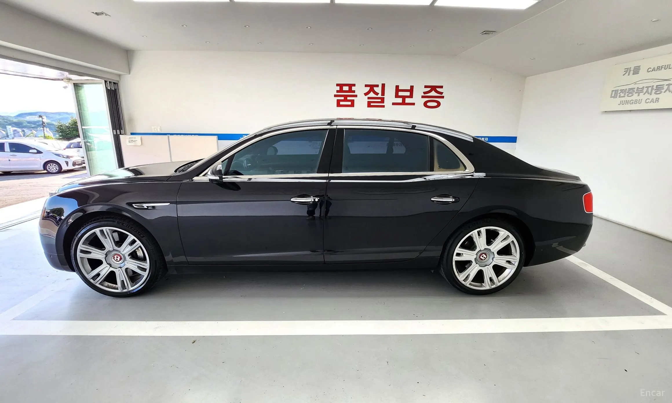Bentley Flying Spur 2nd Generation превью 4