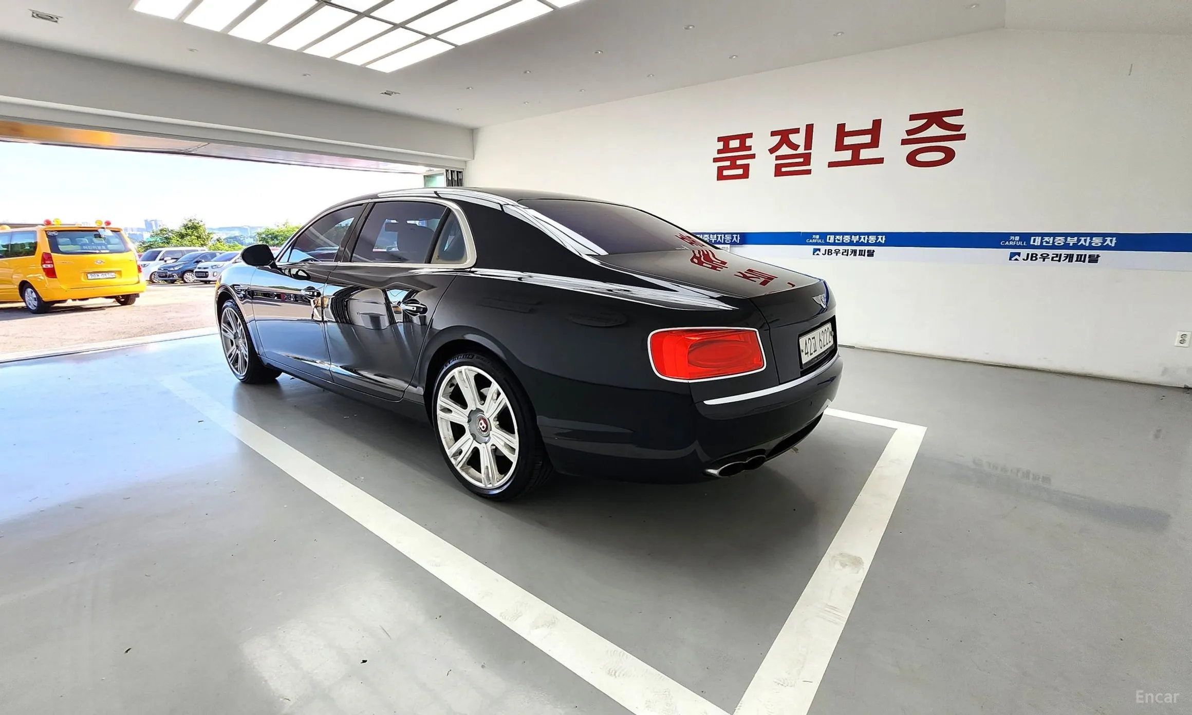 Bentley Flying Spur 2nd Generation превью 5
