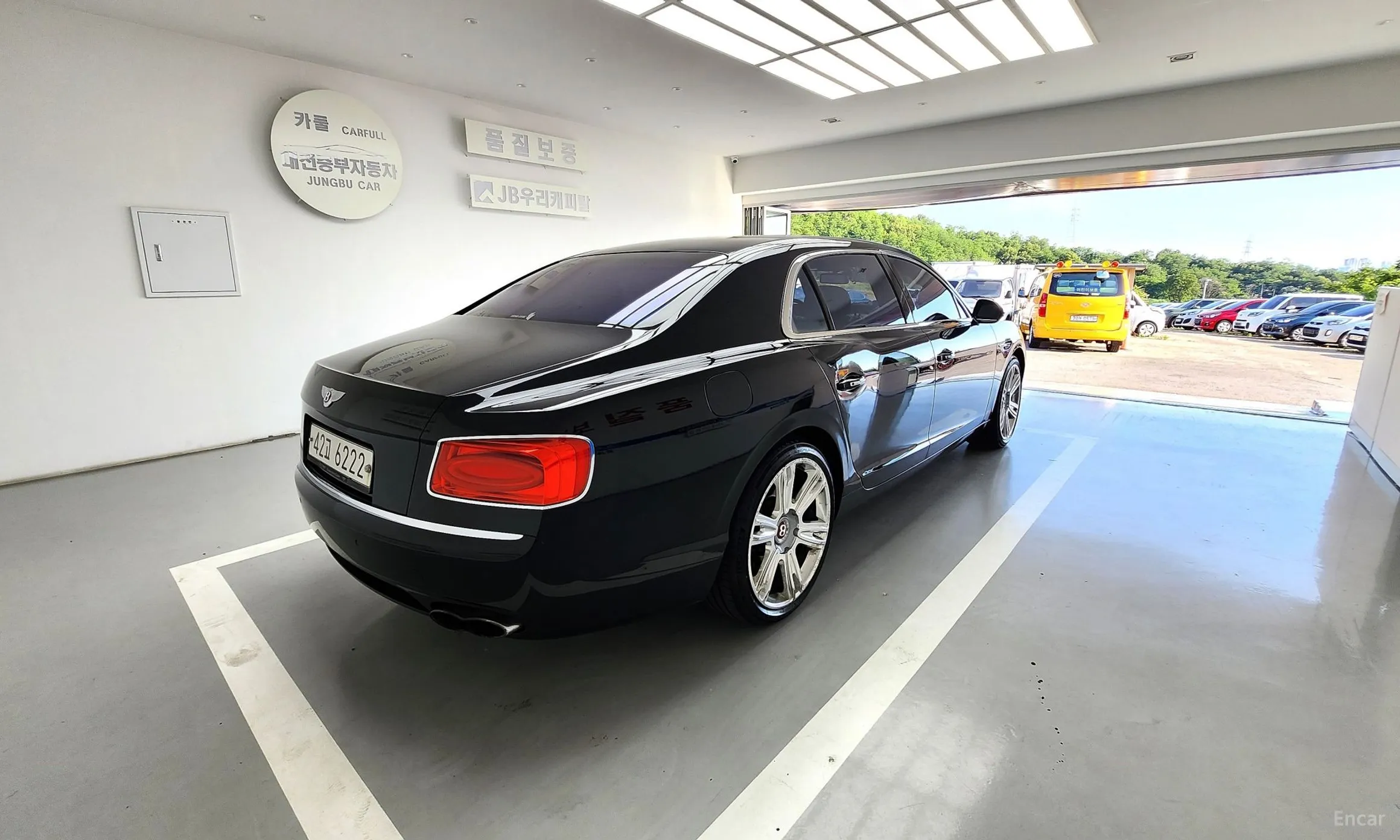 Bentley Flying Spur 2nd Generation превью 7