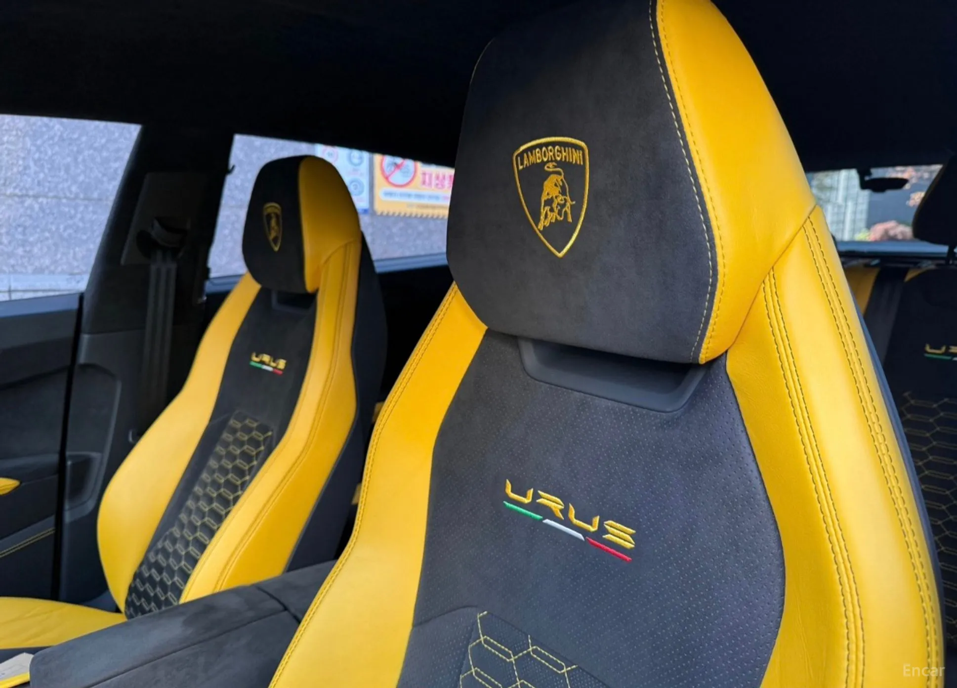 Lamborghini Urus превью 10