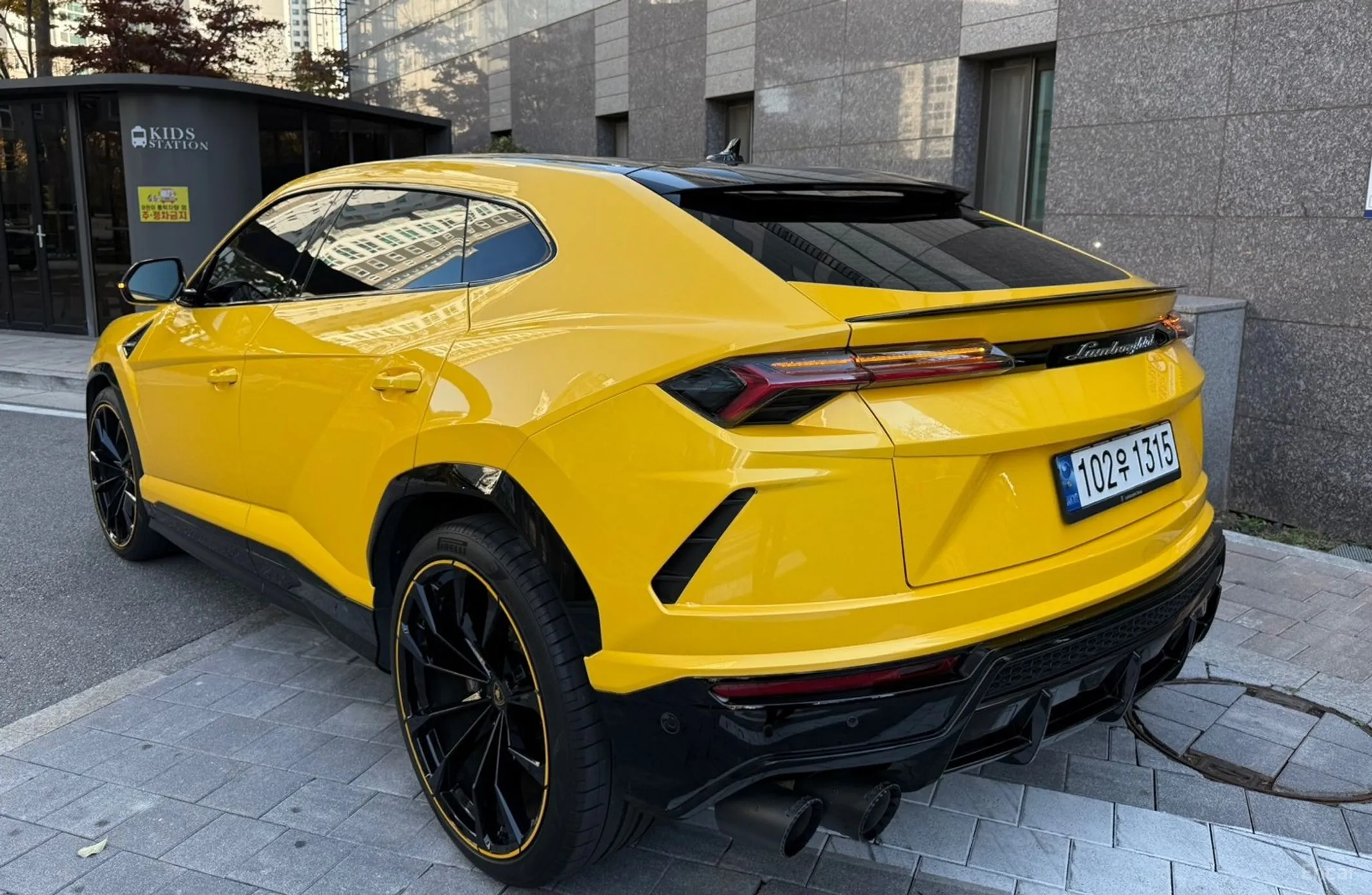 Lamborghini Urus превью 2
