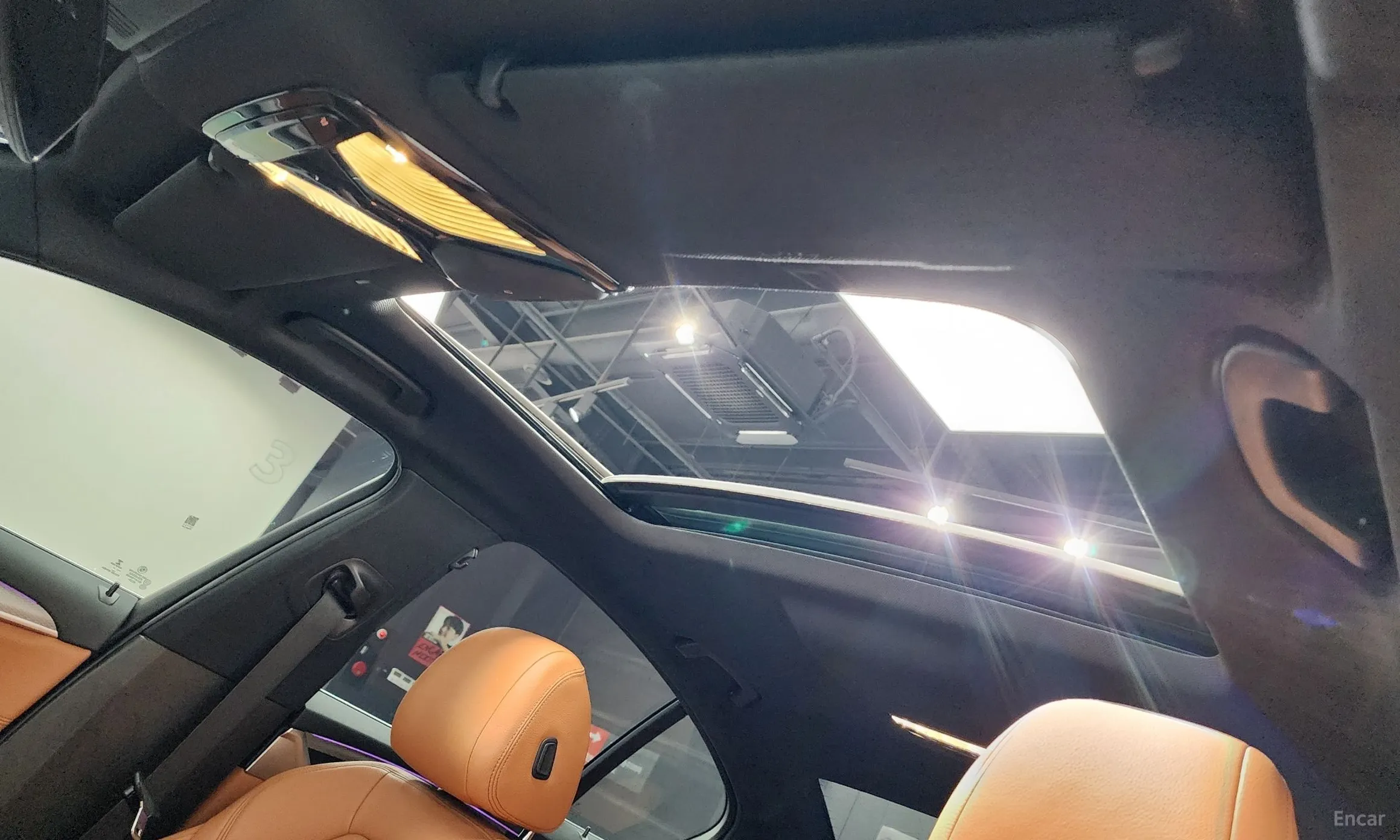 BMW 5 Series (G30) превью 19