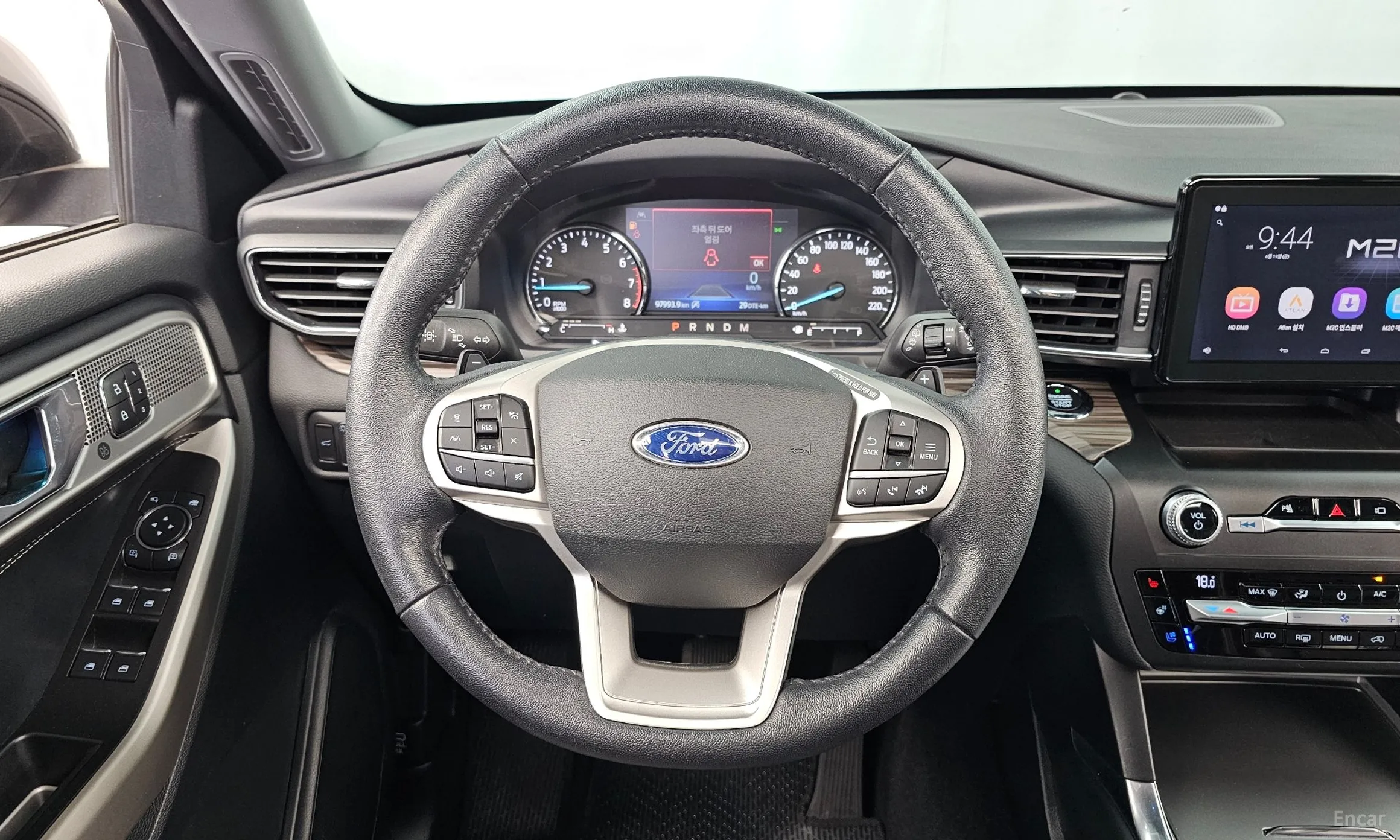 Ford Explorer 6th Generation превью 13