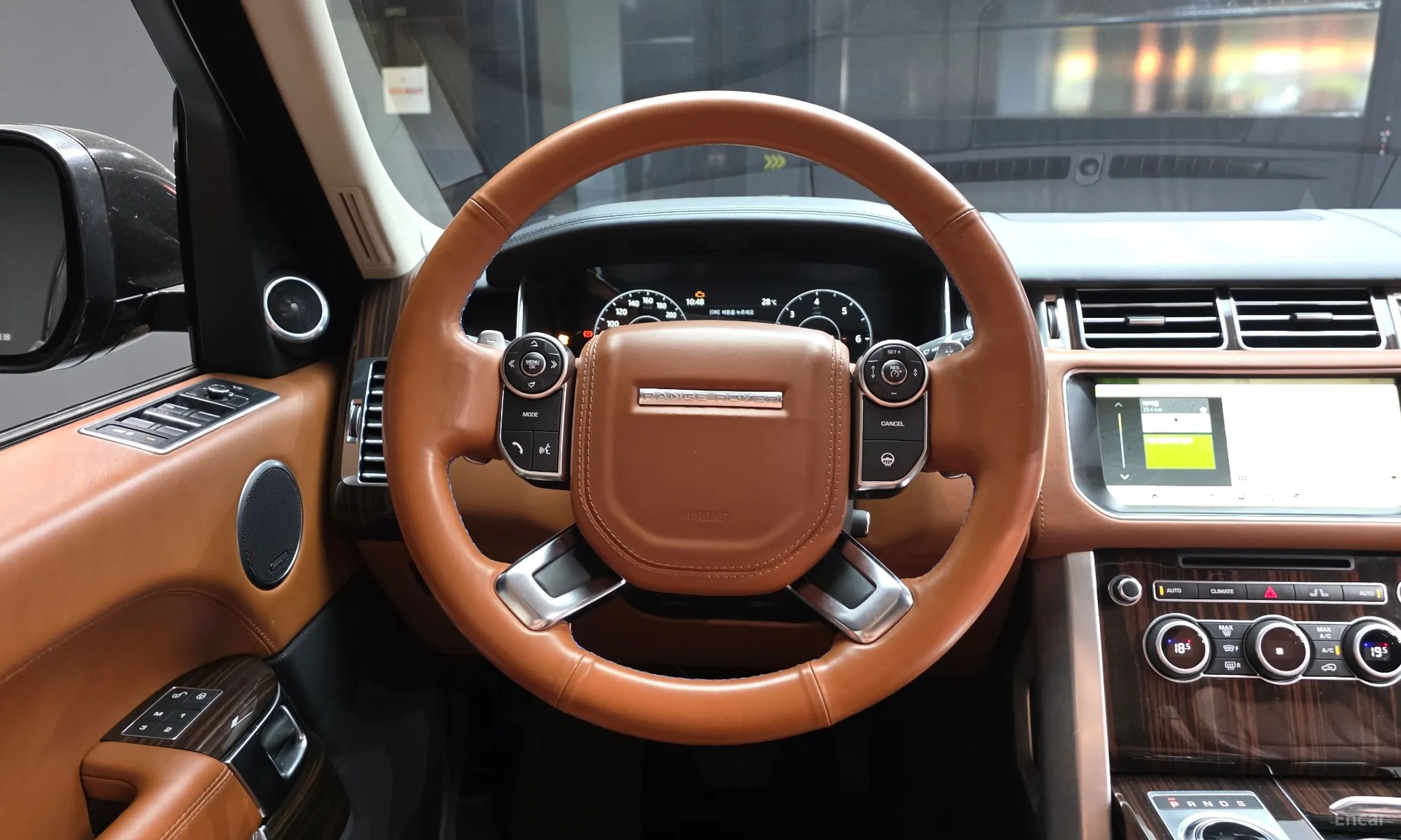 Land Rover Range Rover 4th Generation превью 12