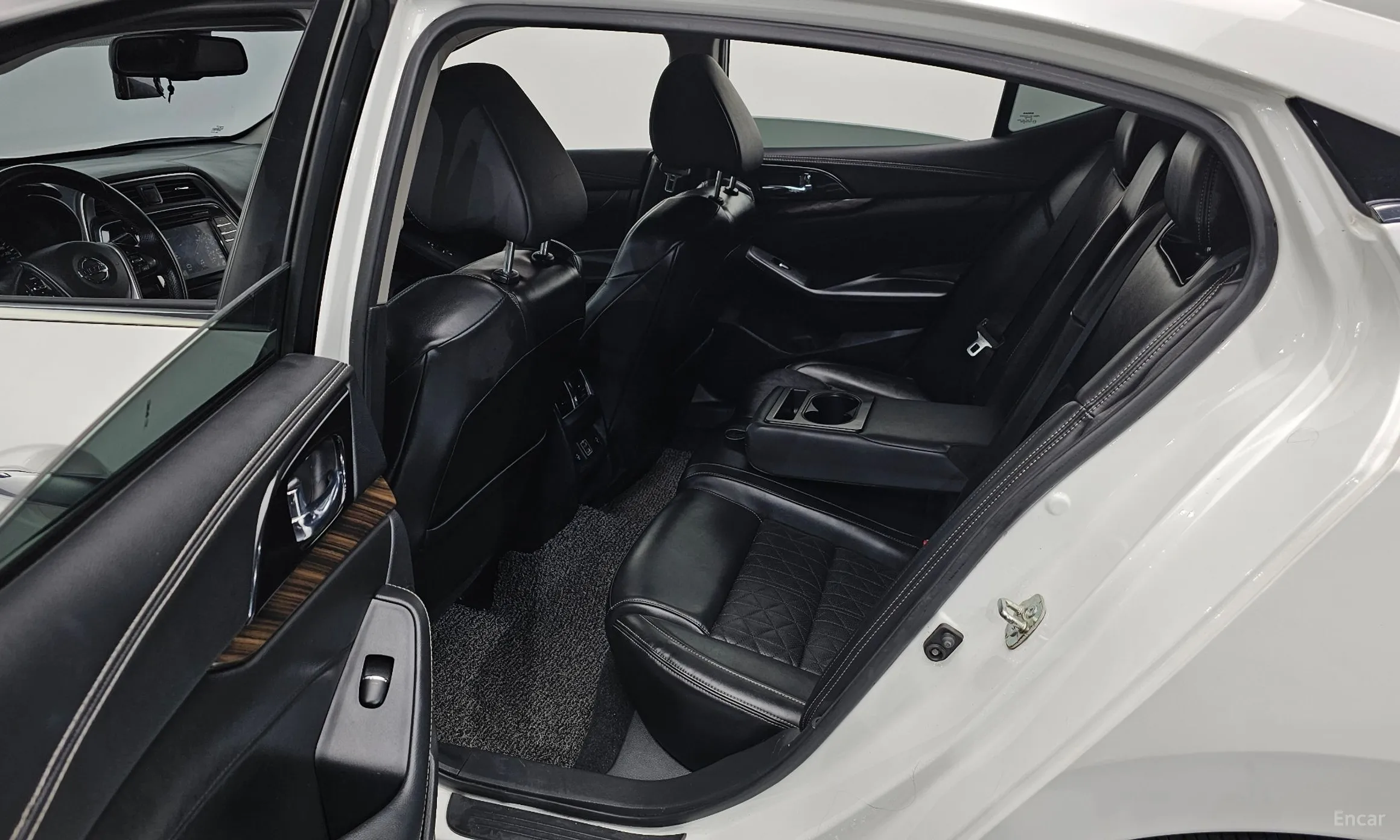 Nissan Maxima (A36) превью 12