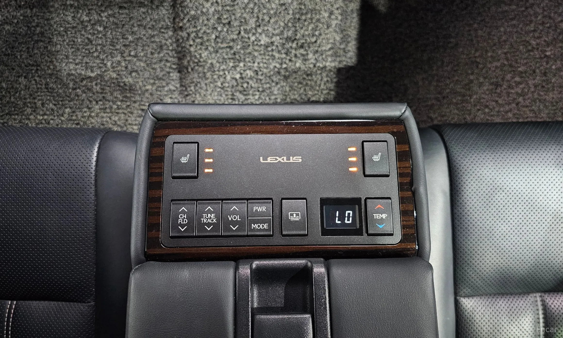 Lexus New ES300h превью 18