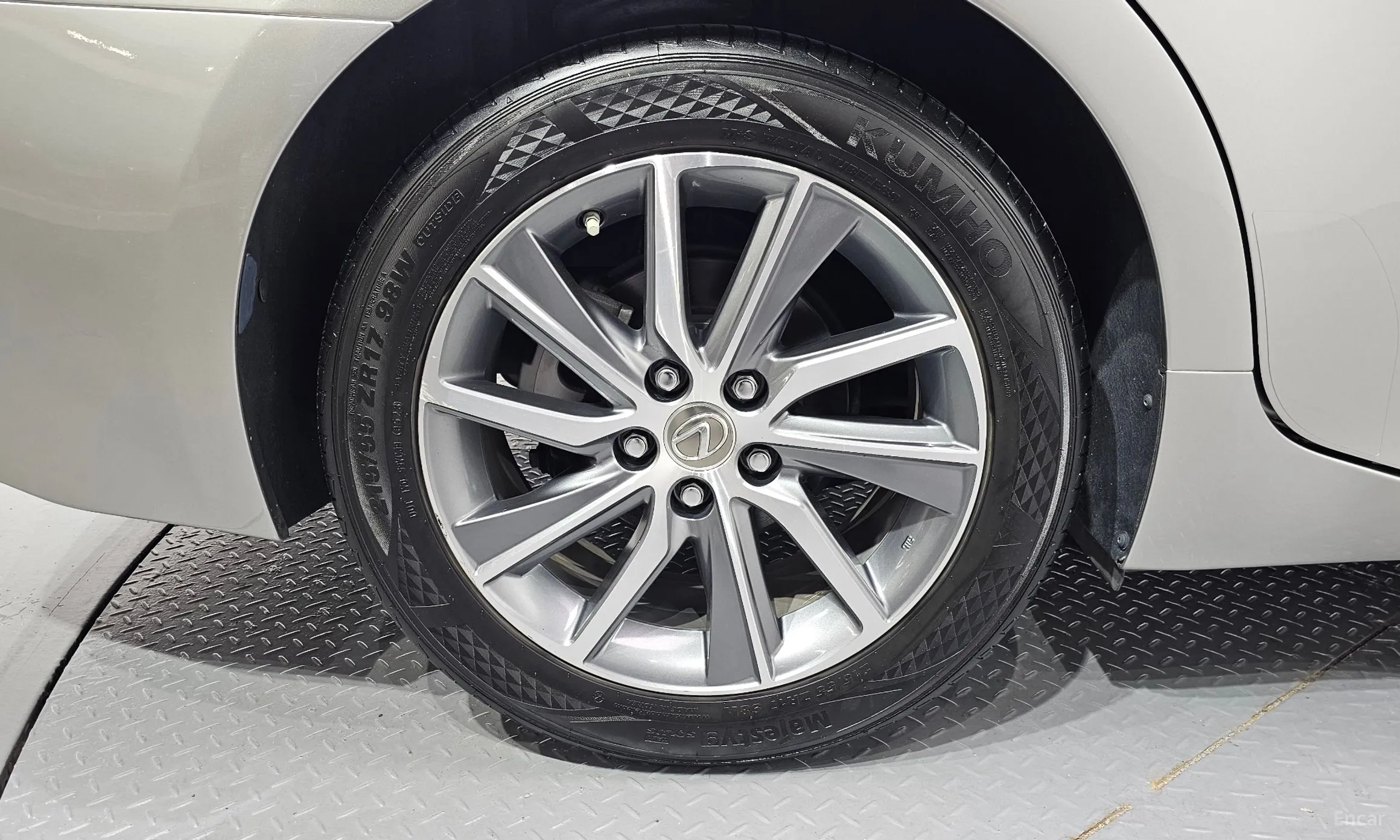 Lexus New ES300h превью 5